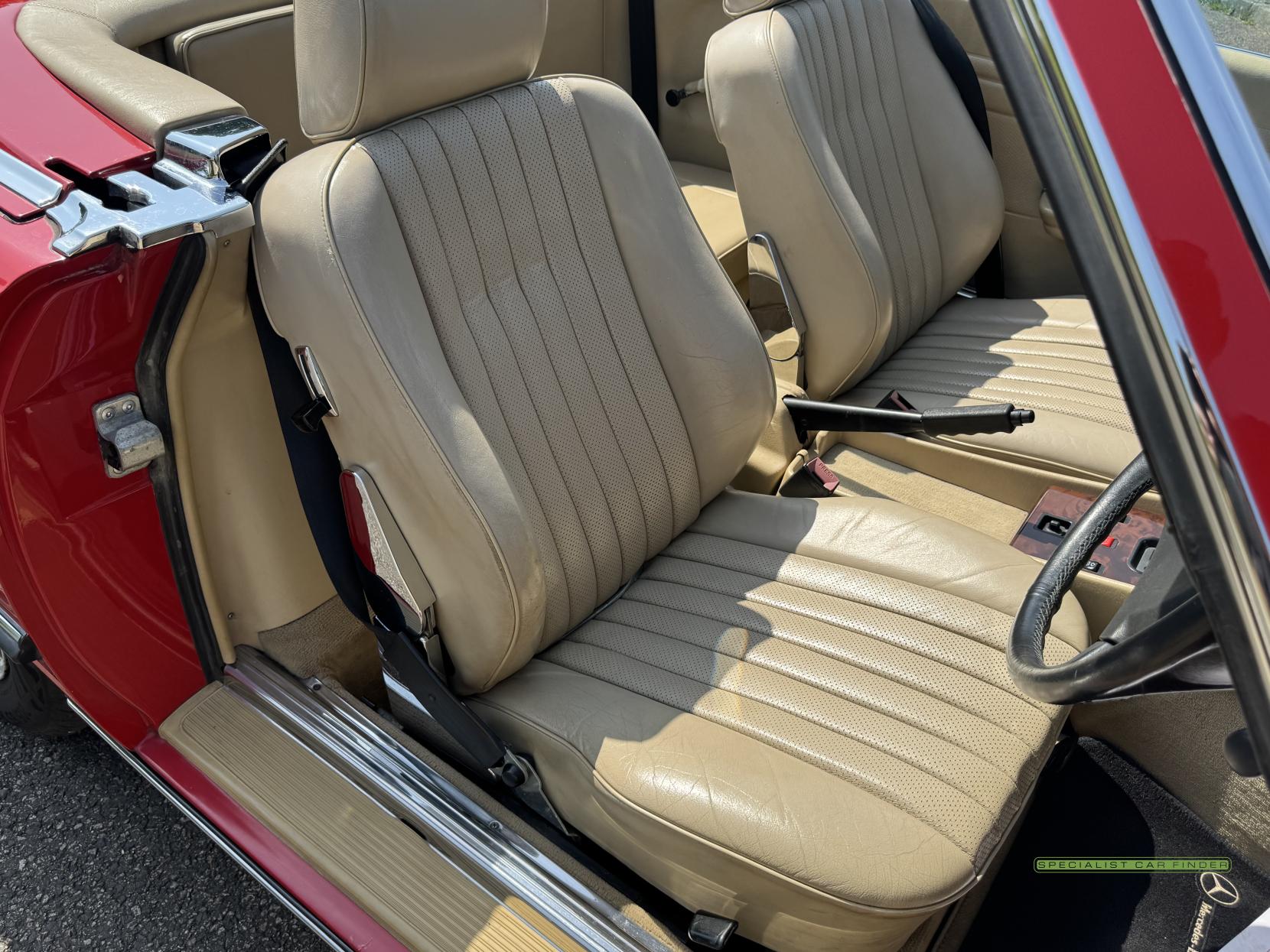 Mercedes-Benz 300 3.0 SL Convertible 2dr Petrol Automatic (190 bhp)