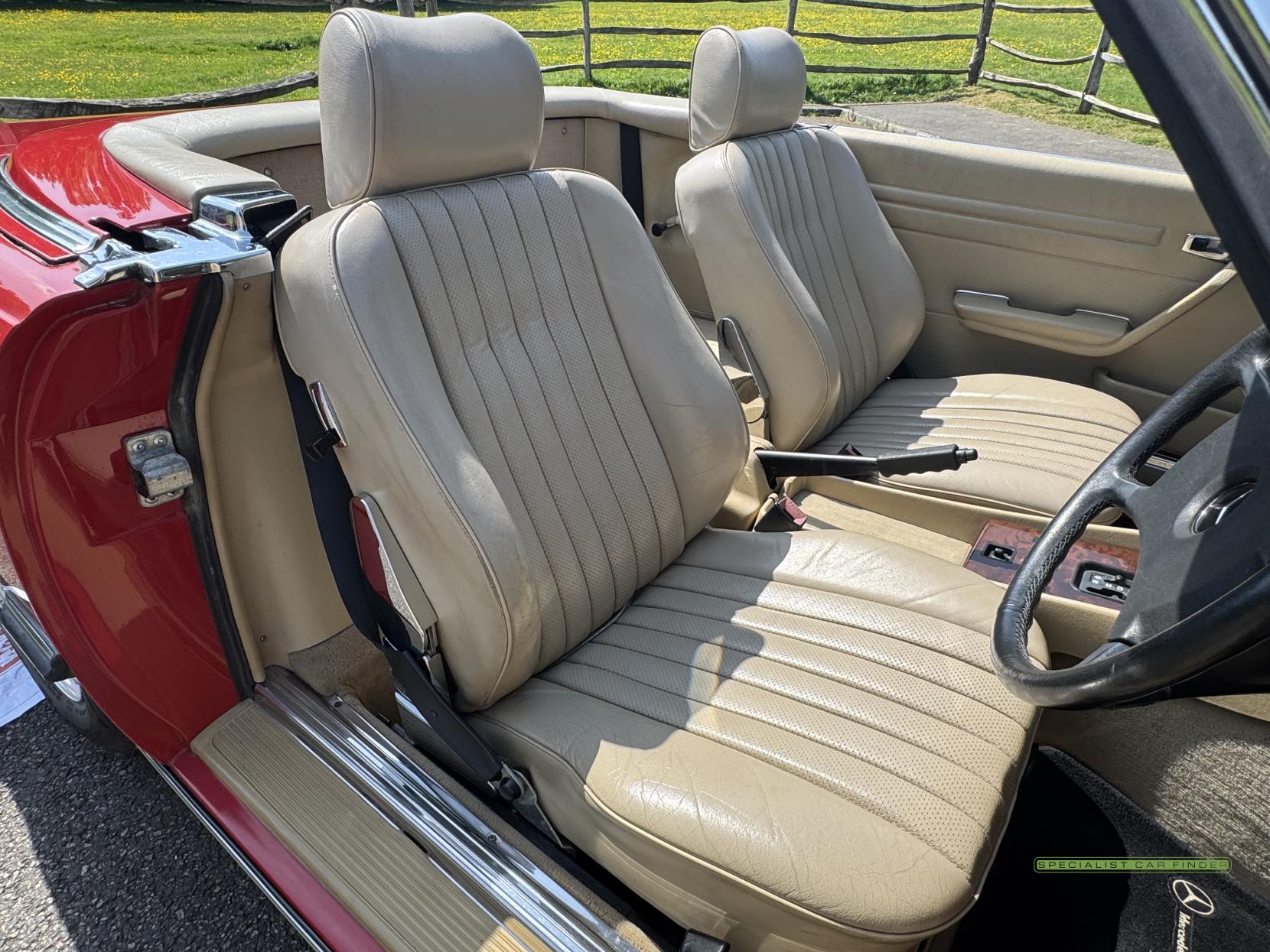 Mercedes-Benz 300 3.0 SL Convertible 2dr Petrol Automatic (190 bhp)