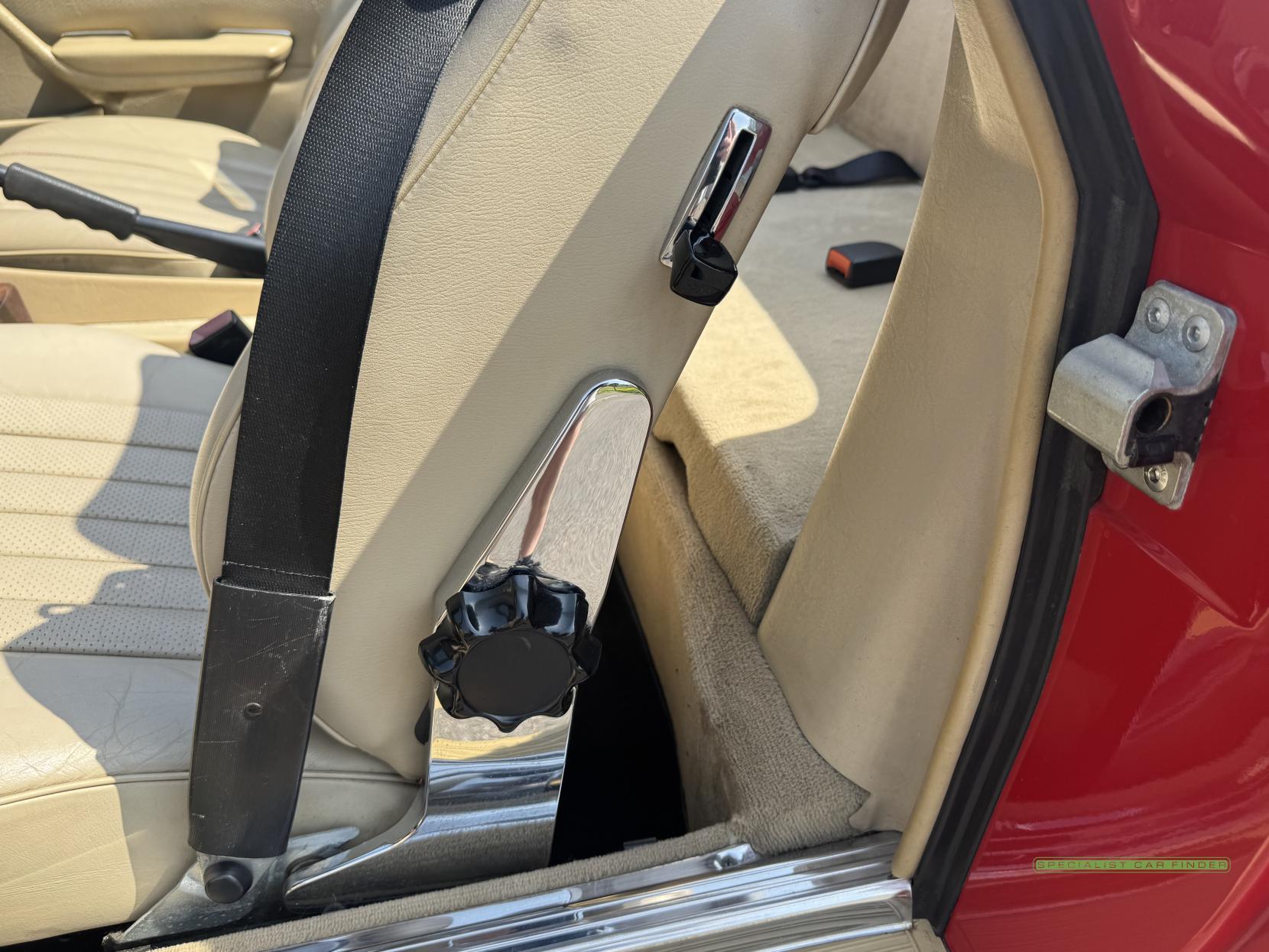 Mercedes-Benz 300 3.0 SL Convertible 2dr Petrol Automatic (190 bhp)