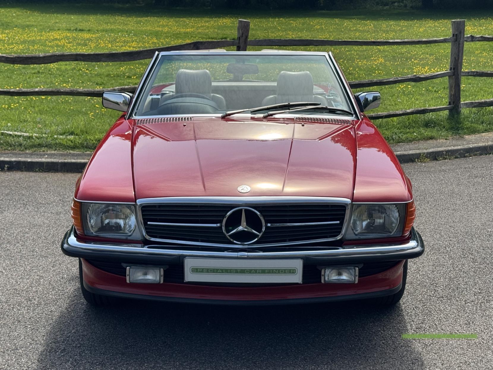 Mercedes-Benz 300 3.0 SL Convertible 2dr Petrol Automatic (190 bhp)