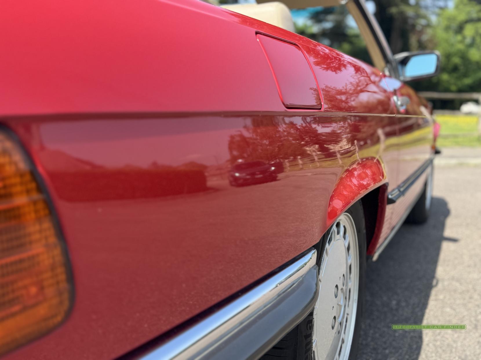 Mercedes-Benz 300 3.0 SL Convertible 2dr Petrol Automatic (190 bhp)