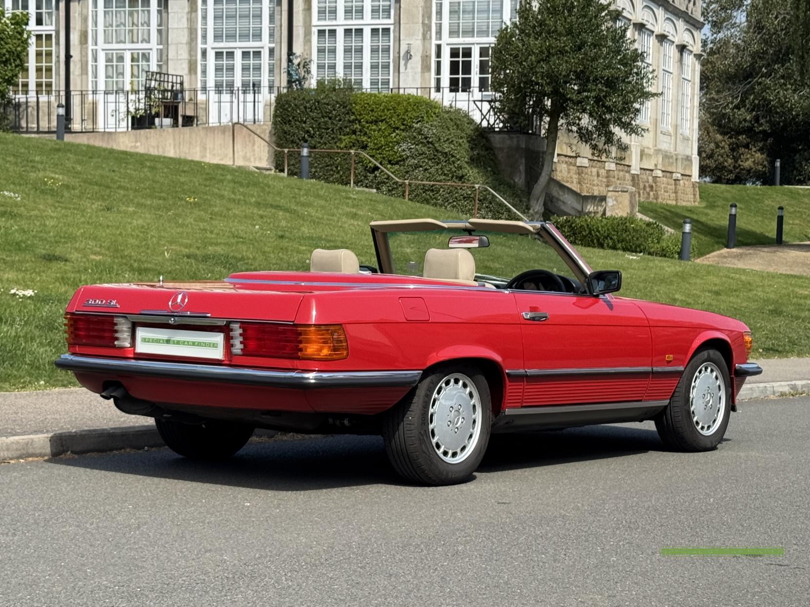Mercedes-Benz 300 3.0 SL Convertible 2dr Petrol Automatic (190 bhp)