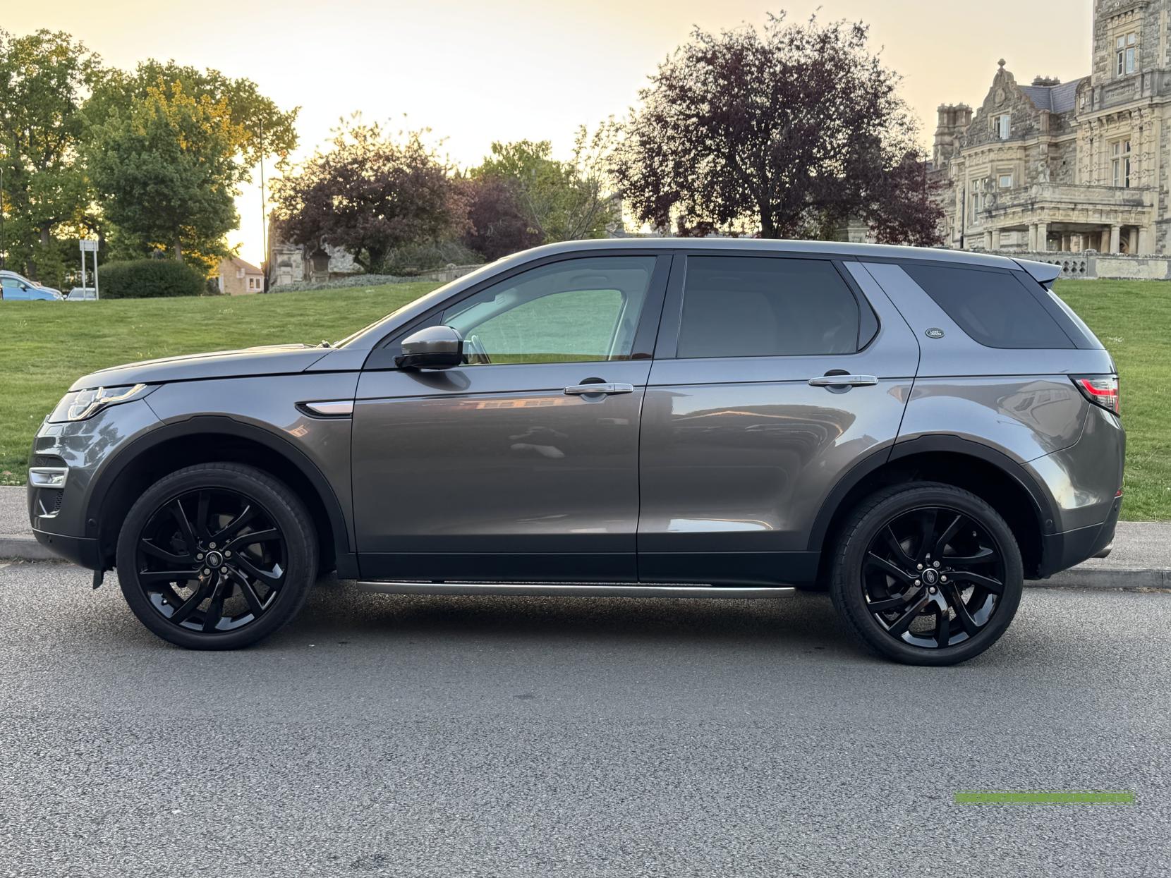 Land Rover Discovery Sport 2.0 TD4 HSE Luxury SUV 5dr Diesel Auto 4WD Euro 6 (s/s) (180 ps)