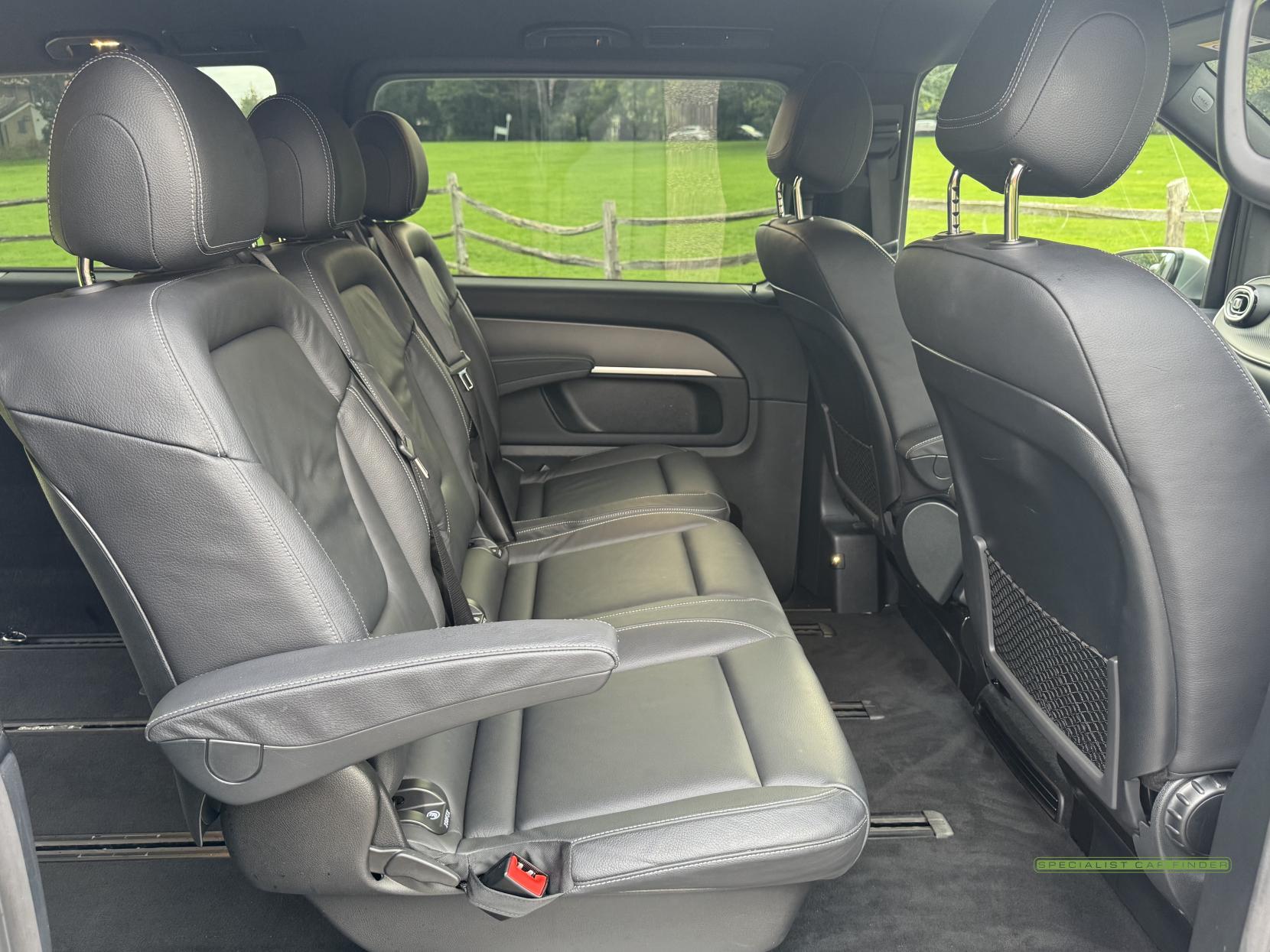 Mercedes-Benz V Class 2.0 V300d AMG Line MPV 5dr Diesel G-Tronic+ Euro 6 (s/s) XLWB (237 ps)