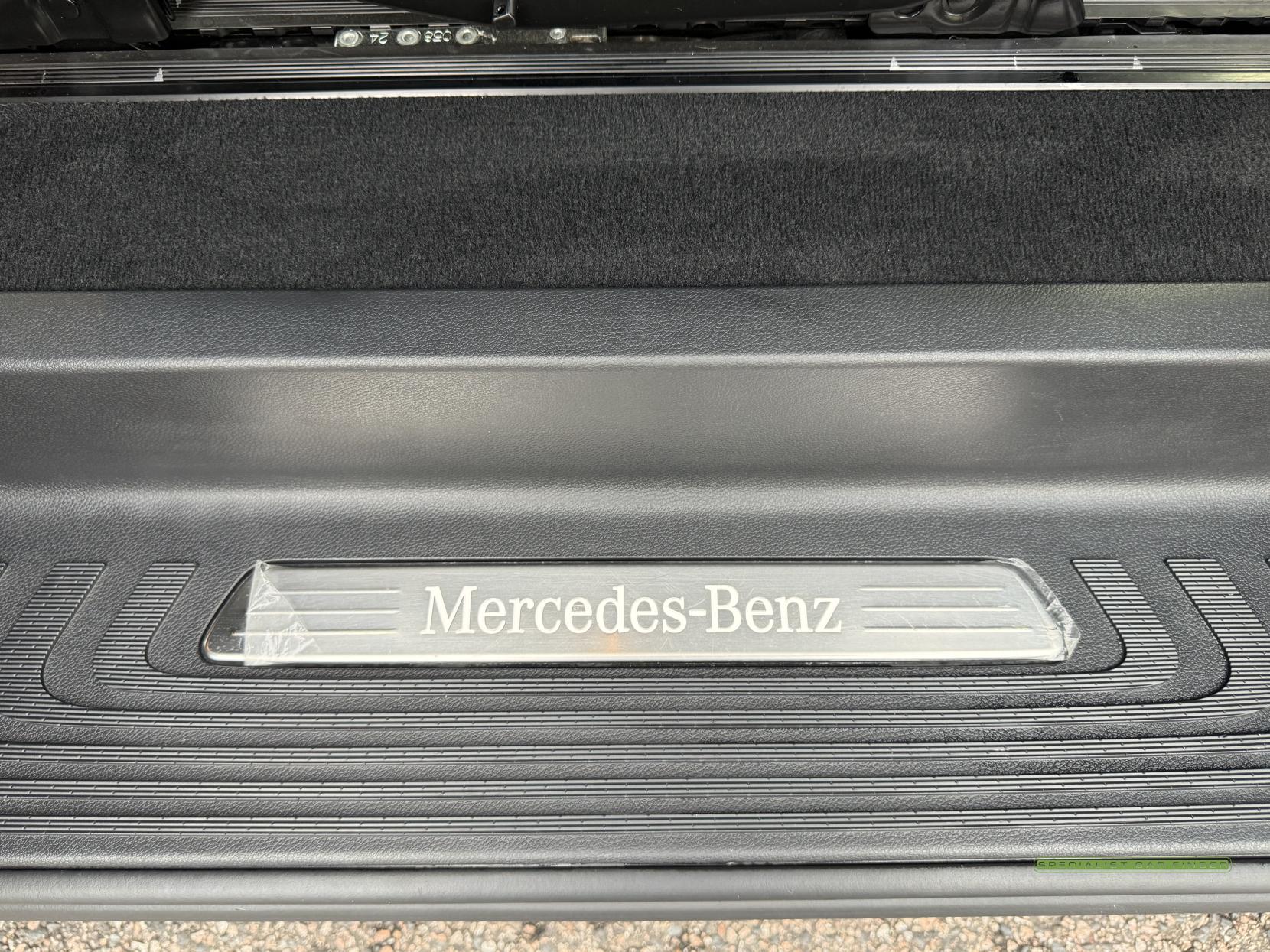 Mercedes-Benz V Class 2.0 V300d AMG Line MPV 5dr Diesel G-Tronic+ Euro 6 (s/s) XLWB (237 ps)