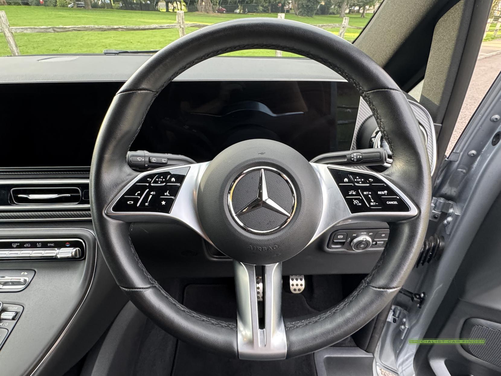 Mercedes-Benz V Class 2.0 V300d AMG Line MPV 5dr Diesel G-Tronic+ Euro 6 (s/s) XLWB (237 ps)