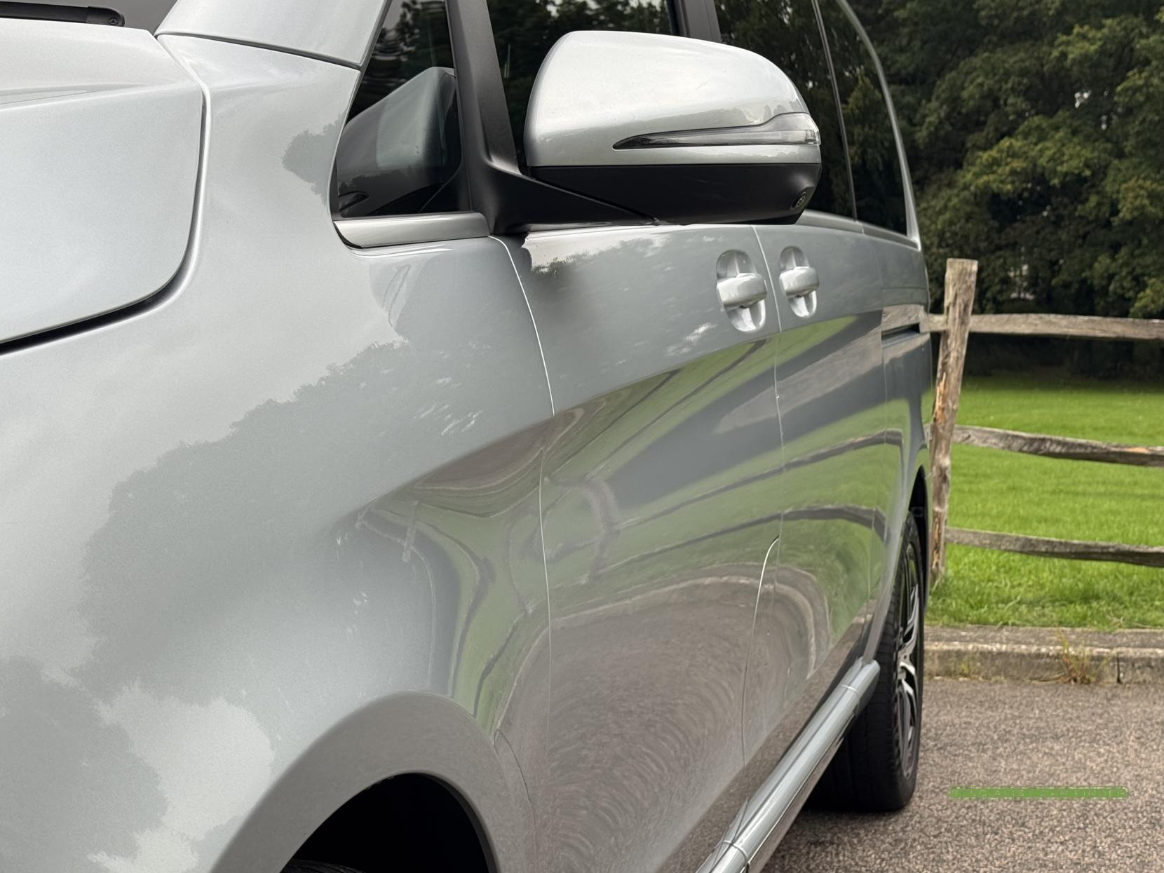 Mercedes-Benz V Class 2.0 V300d AMG Line MPV 5dr Diesel G-Tronic+ Euro 6 (s/s) XLWB (237 ps)