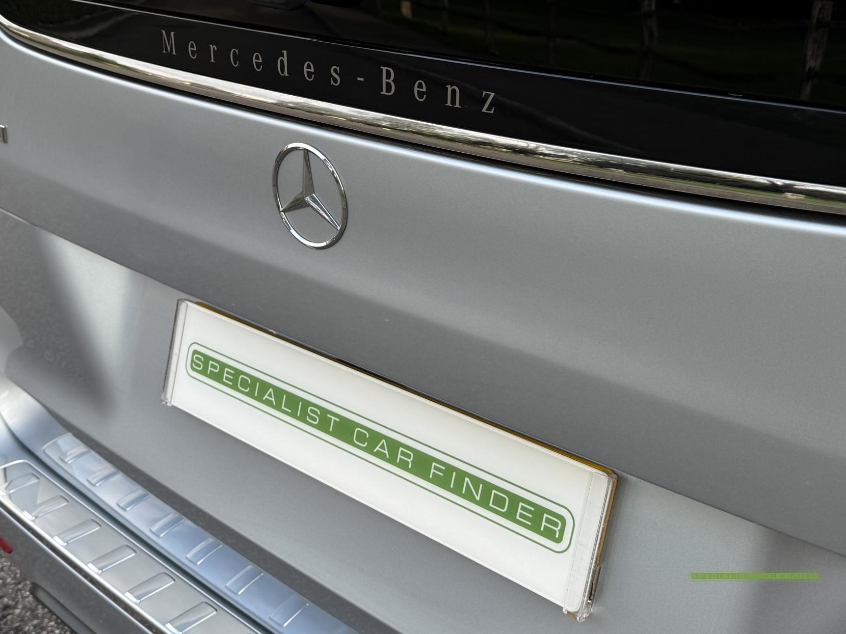 Mercedes-Benz V Class 2.0 V300d AMG Line MPV 5dr Diesel G-Tronic+ Euro 6 (s/s) XLWB (237 ps)