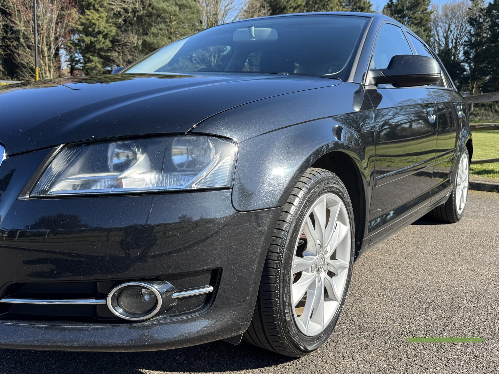 Audi A3 1.6 TDI Sport Sportback 5dr Diesel Manual Euro 5 (s/s) (105 ps)