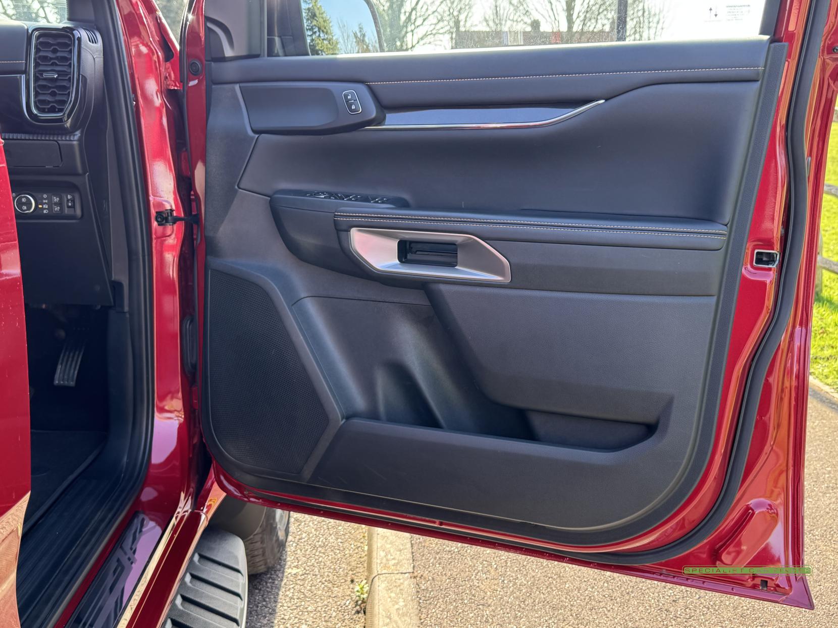 Ford Ranger 2.0 TD EcoBlue Wildtrak Pickup Double Cab 4dr Diesel Auto 4WD Euro 6 (s/s) (205 ps)