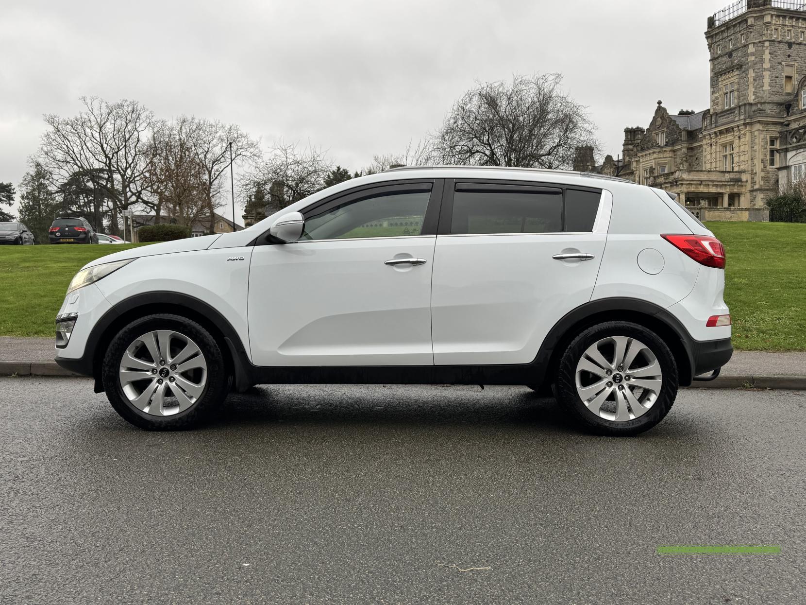 Kia Sportage 2.0 CRDi KX-3 SUV 5dr Diesel Manual AWD Euro 5 (134 bhp)