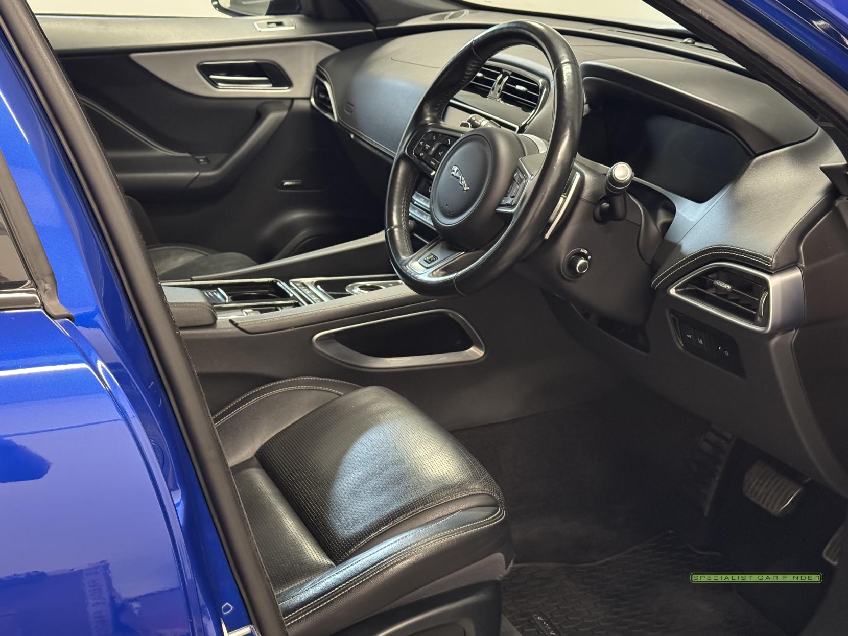 Jaguar F-PACE 2.0 D240 R-Sport SUV 5dr Diesel Auto AWD Euro 6 (s/s) (240 ps)