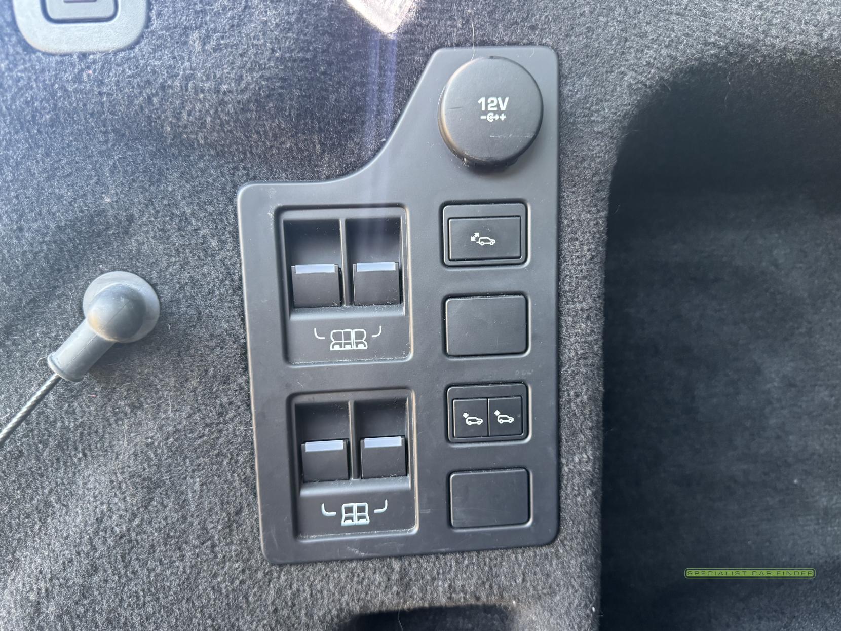 Land Rover Discovery 2.0 Si4 HSE GPF SUV 5dr Petrol Auto 4WD Euro 6 (s/s) (300 ps)