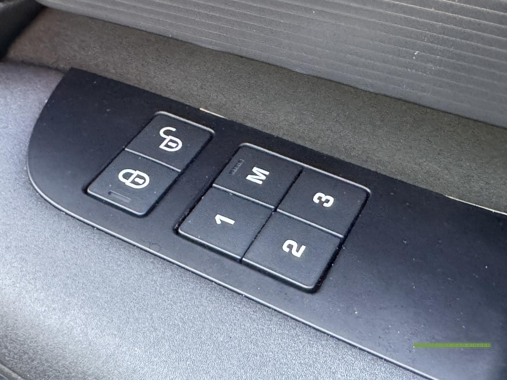 Land Rover Discovery 2.0 Si4 HSE GPF SUV 5dr Petrol Auto 4WD Euro 6 (s/s) (300 ps)
