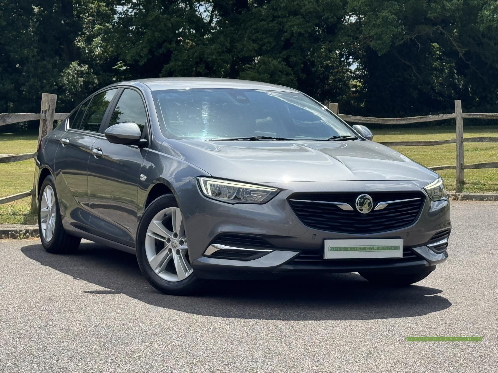 Vauxhall Insignia 1.5i Turbo ecoTEC Design Nav Grand Sport 5dr Petrol Manual Euro 6 (s/s) (140 ps)