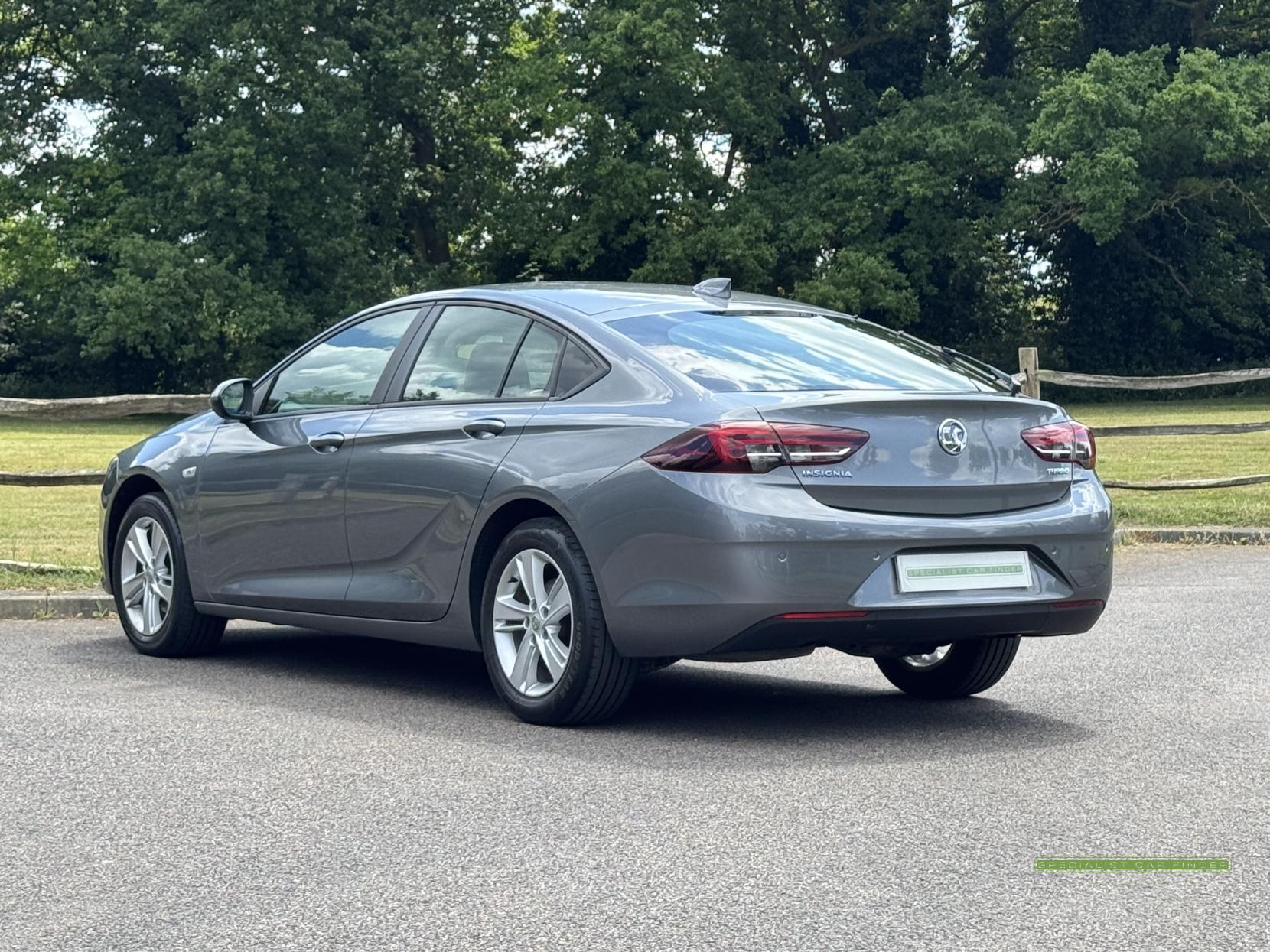 Vauxhall Insignia 1.5i Turbo ecoTEC Design Nav Grand Sport 5dr Petrol Manual Euro 6 (s/s) (140 ps)