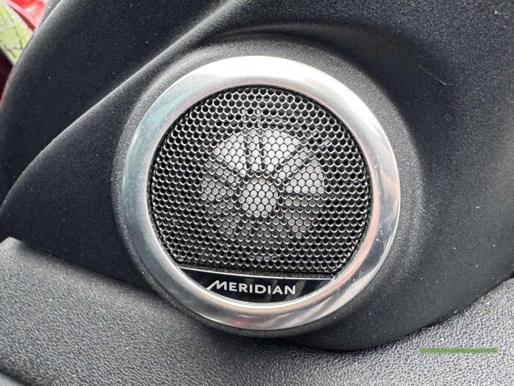 Land Rover Range Rover Evoque 2.0 P200 MHEV R-Dynamic SE SUV 5dr Petrol Auto 4WD Euro 6 (s/s) (200 ps)