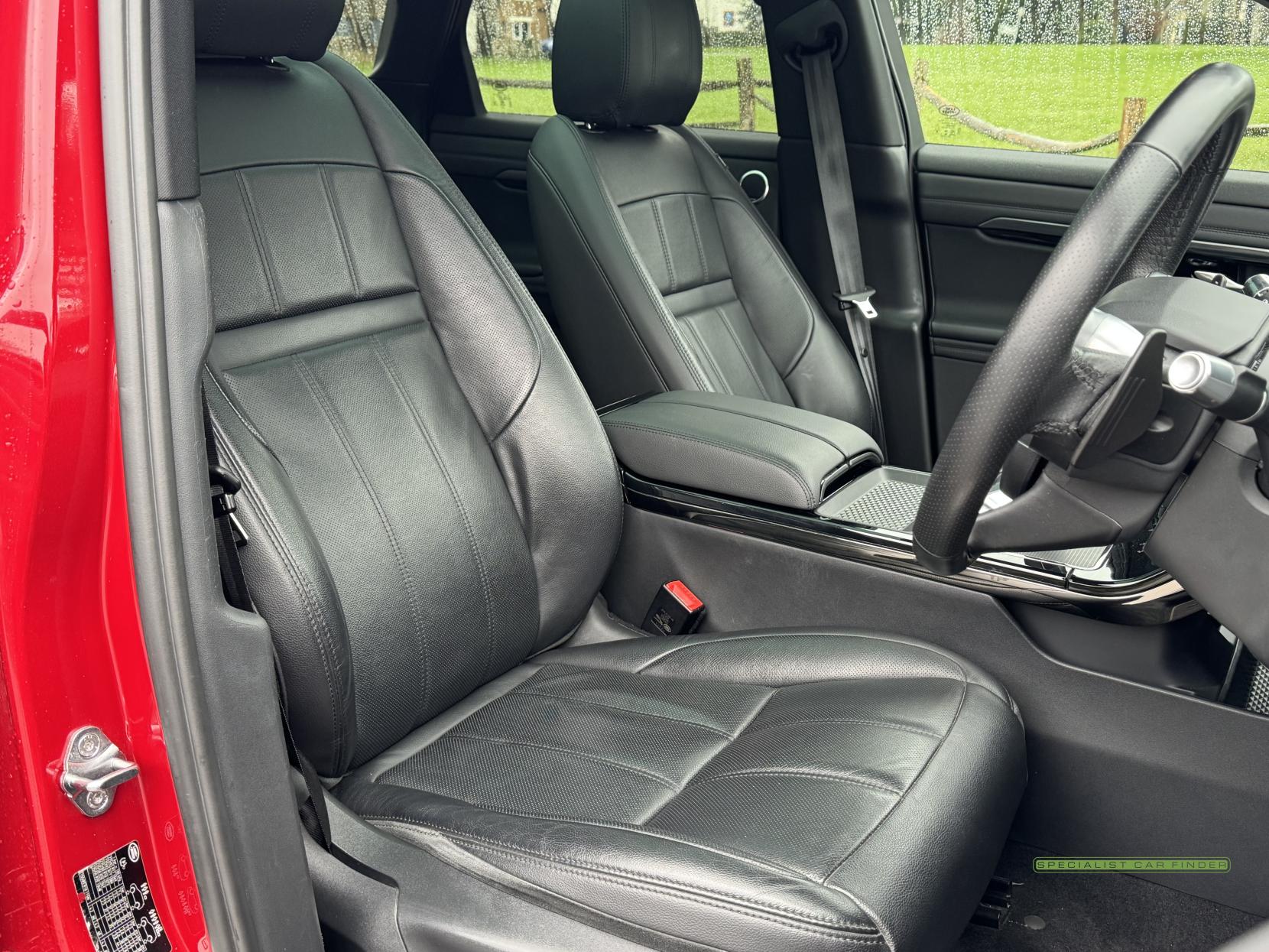 Land Rover Range Rover Evoque 2.0 P200 MHEV R-Dynamic SE SUV 5dr Petrol Auto 4WD Euro 6 (s/s) (200 ps)