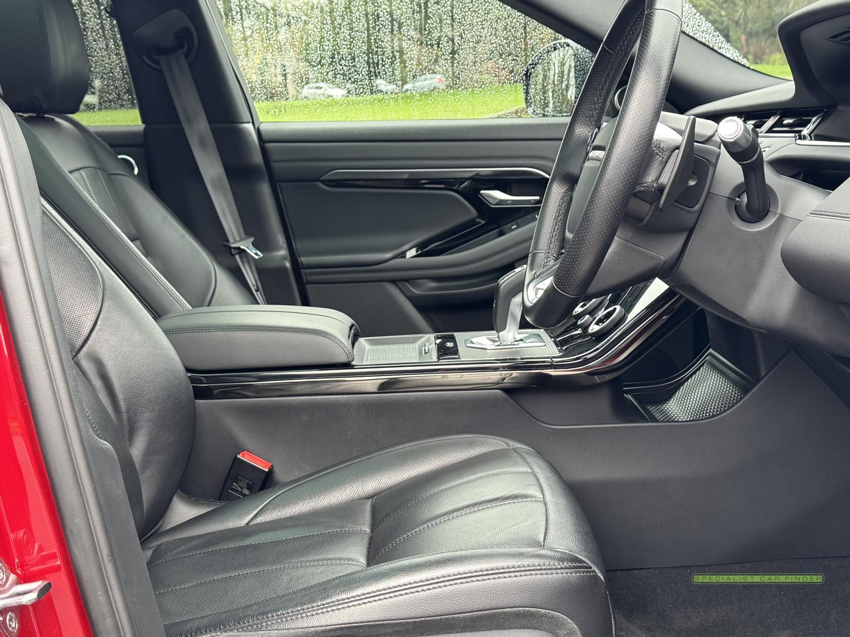 Land Rover Range Rover Evoque 2.0 P200 MHEV R-Dynamic SE SUV 5dr Petrol Auto 4WD Euro 6 (s/s) (200 ps)