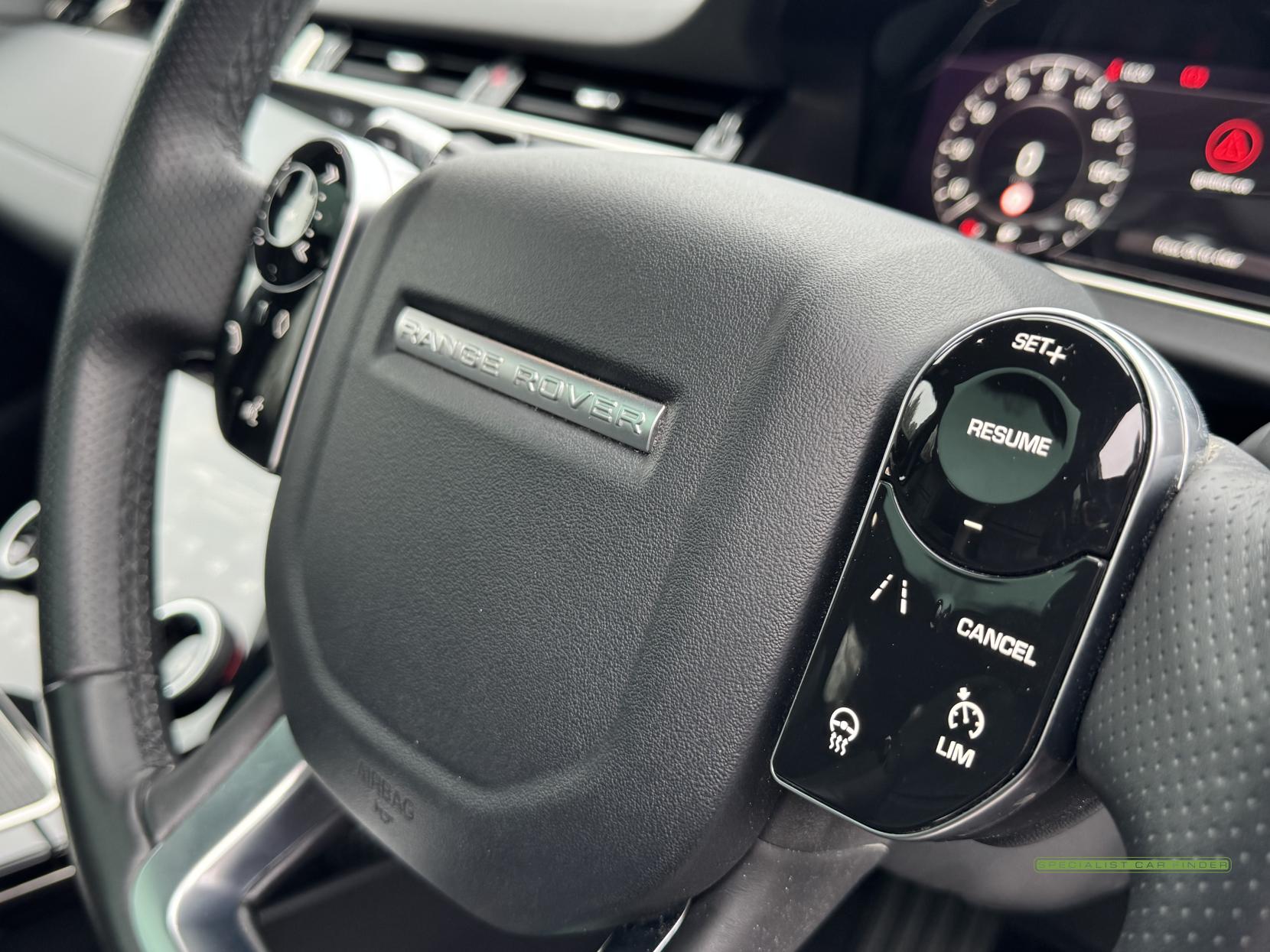 Land Rover Range Rover Evoque 2.0 P200 MHEV R-Dynamic SE SUV 5dr Petrol Auto 4WD Euro 6 (s/s) (200 ps)