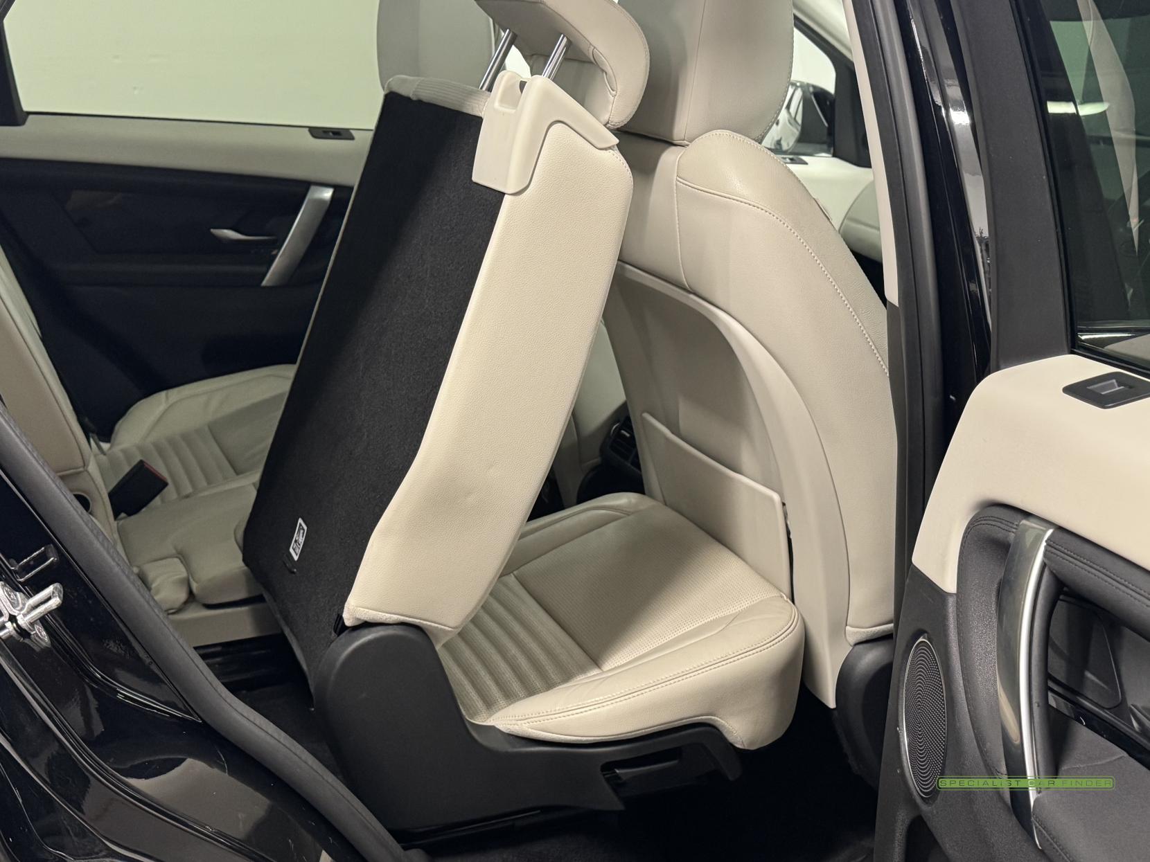 Land Rover Discovery Sport 2.0 D180 MHEV SE SUV 5dr Diesel Auto 4WD Euro 6 (s/s) (180 ps)