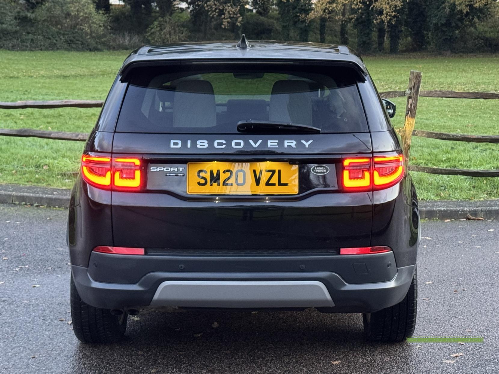 Land Rover Discovery Sport 2.0 D180 MHEV SE SUV 5dr Diesel Auto 4WD Euro 6 (s/s) (180 ps)