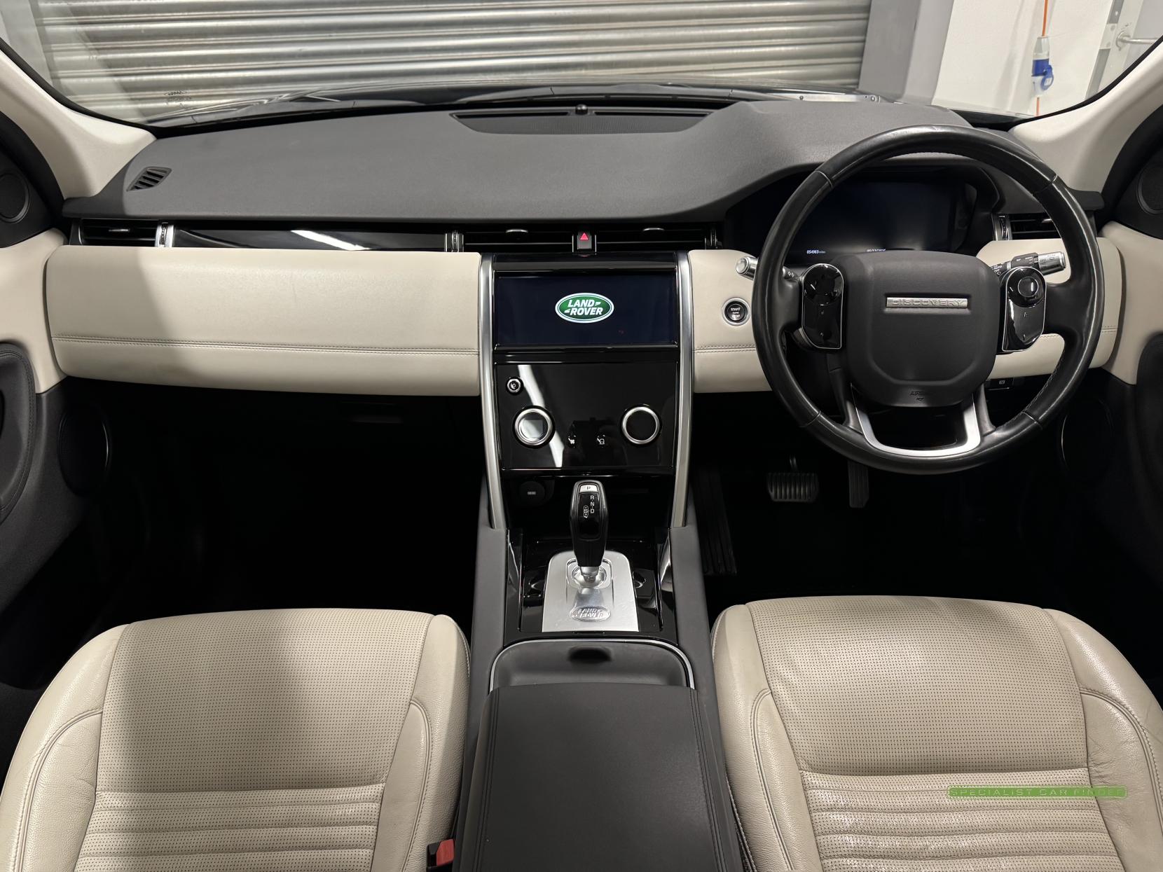 Land Rover Discovery Sport 2.0 D180 MHEV SE SUV 5dr Diesel Auto 4WD Euro 6 (s/s) (180 ps)