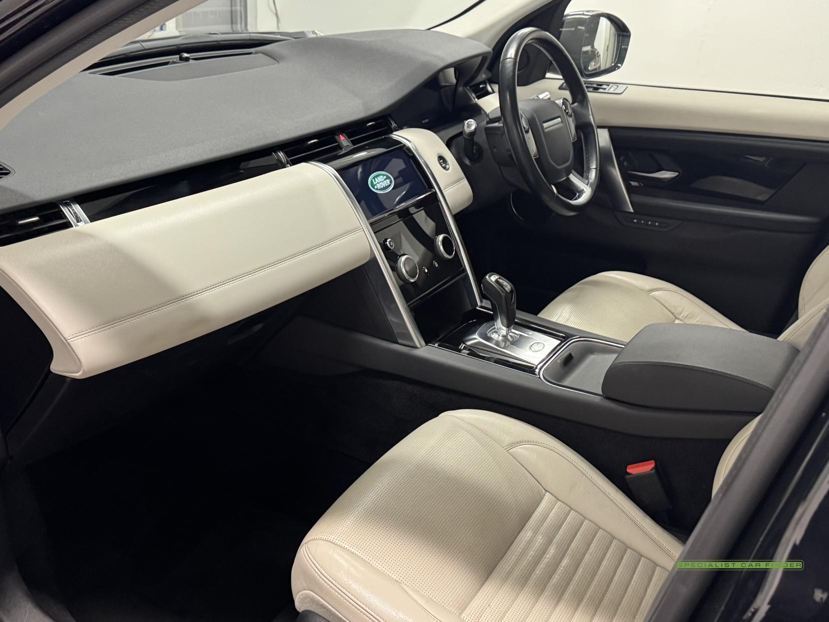 Land Rover Discovery Sport 2.0 D180 MHEV SE SUV 5dr Diesel Auto 4WD Euro 6 (s/s) (180 ps)