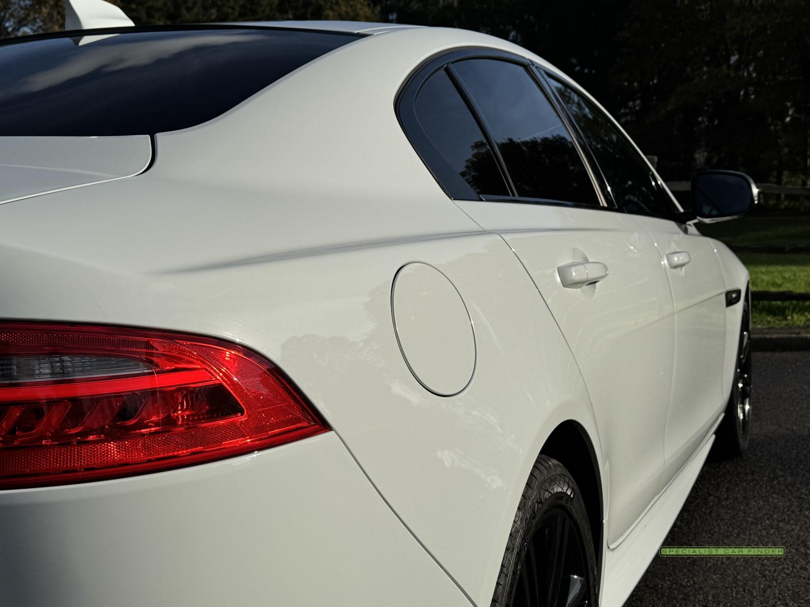 Jaguar XE 2.0i GPF R-Sport Saloon 4dr Petrol Auto Euro 6 (s/s) (250 ps)