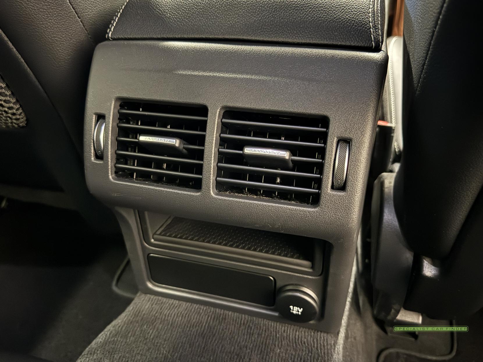 Jaguar XE 2.0i GPF R-Sport Saloon 4dr Petrol Auto Euro 6 (s/s) (250 ps)