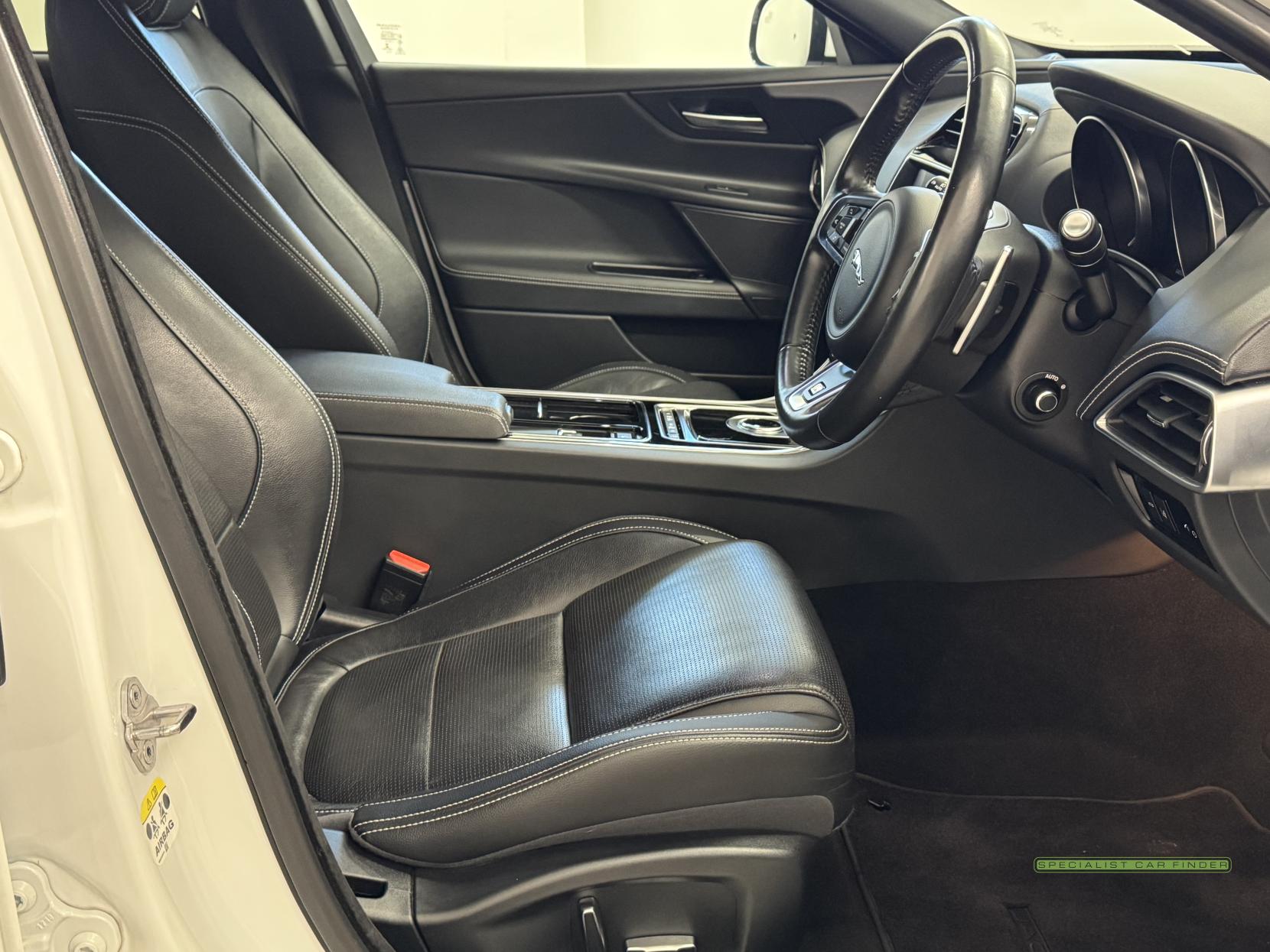 Jaguar XE 2.0i GPF R-Sport Saloon 4dr Petrol Auto Euro 6 (s/s) (250 ps)