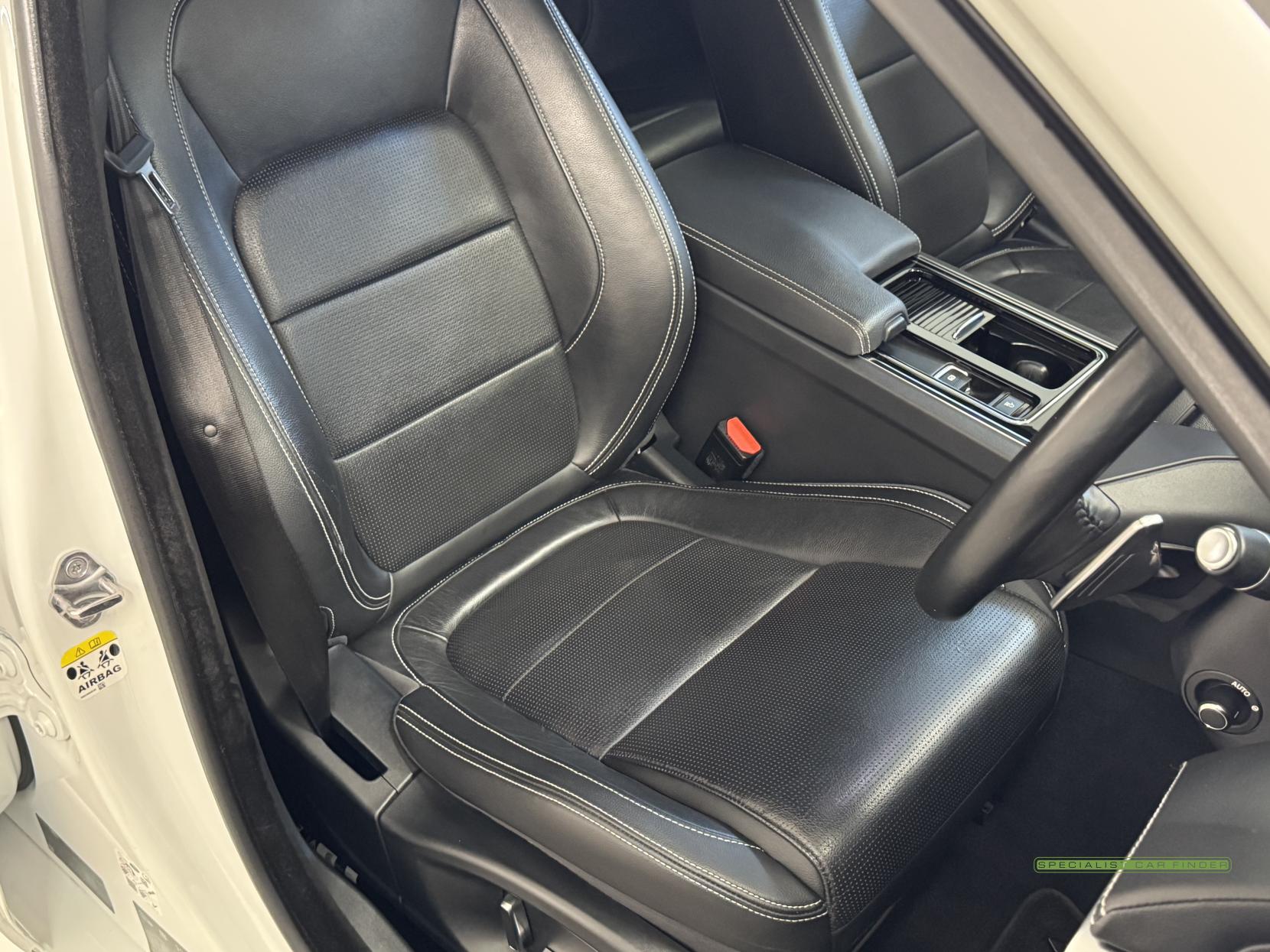 Jaguar XE 2.0i GPF R-Sport Saloon 4dr Petrol Auto Euro 6 (s/s) (250 ps)