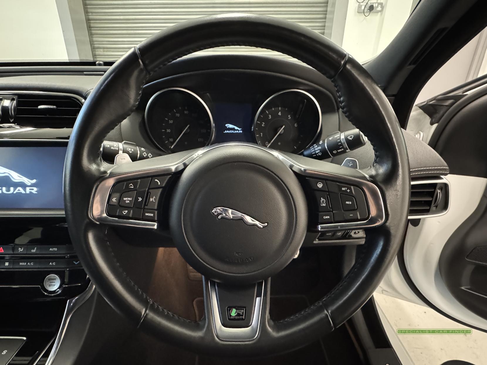 Jaguar XE 2.0i GPF R-Sport Saloon 4dr Petrol Auto Euro 6 (s/s) (250 ps)