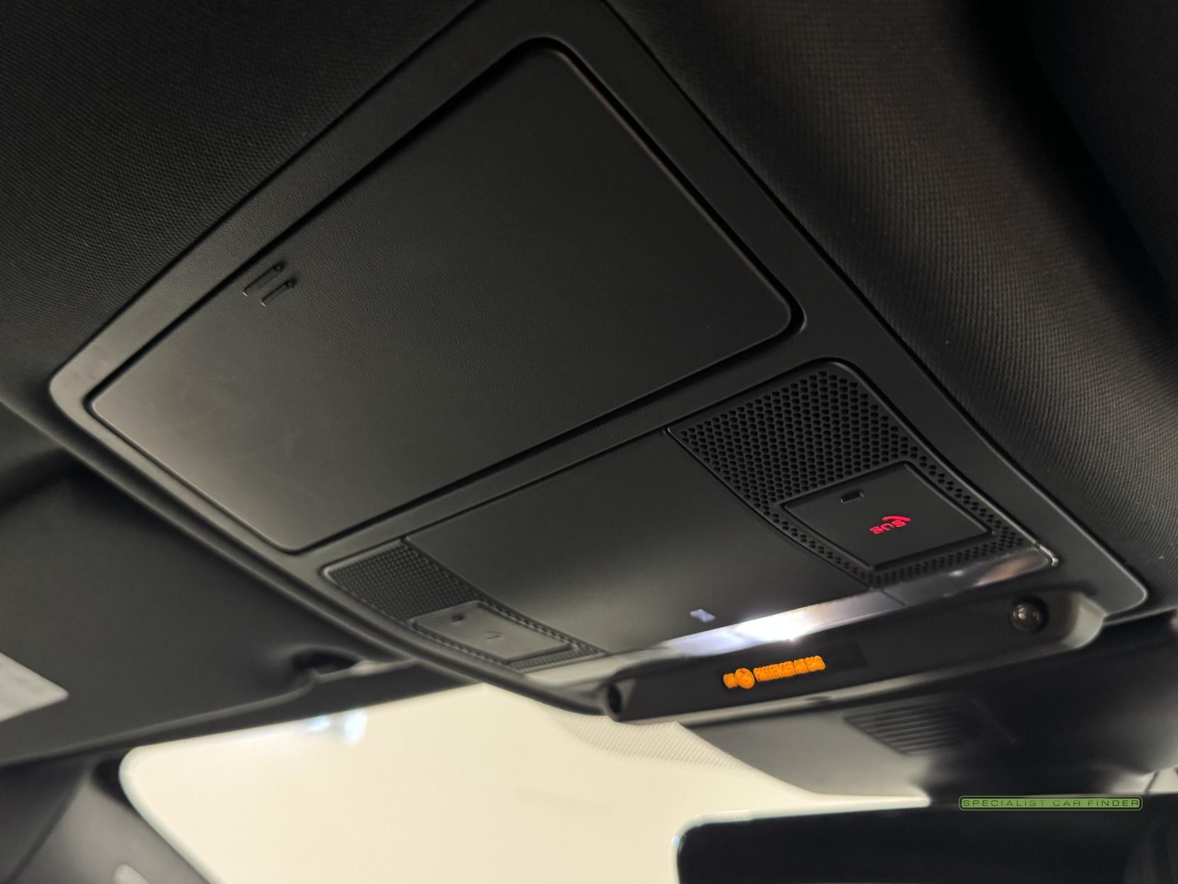 Jaguar XE 2.0i GPF R-Sport Saloon 4dr Petrol Auto Euro 6 (s/s) (250 ps)