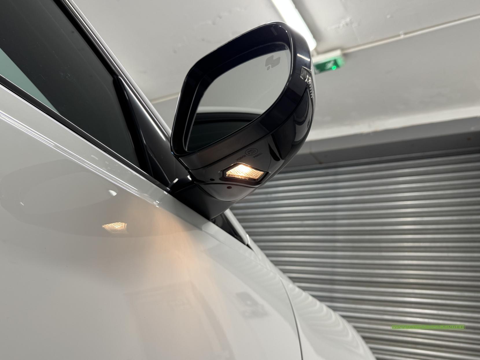 Jaguar XE 2.0i GPF R-Sport Saloon 4dr Petrol Auto Euro 6 (s/s) (250 ps)