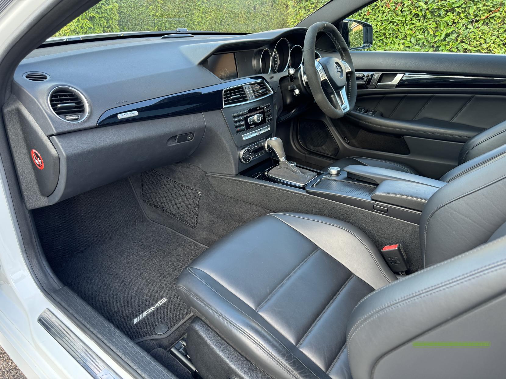 Mercedes-Benz C Class 6.3 C63 V8 AMG Edition 507 Coupe 2dr Petrol SpdS MCT Euro 5 (507 ps)
