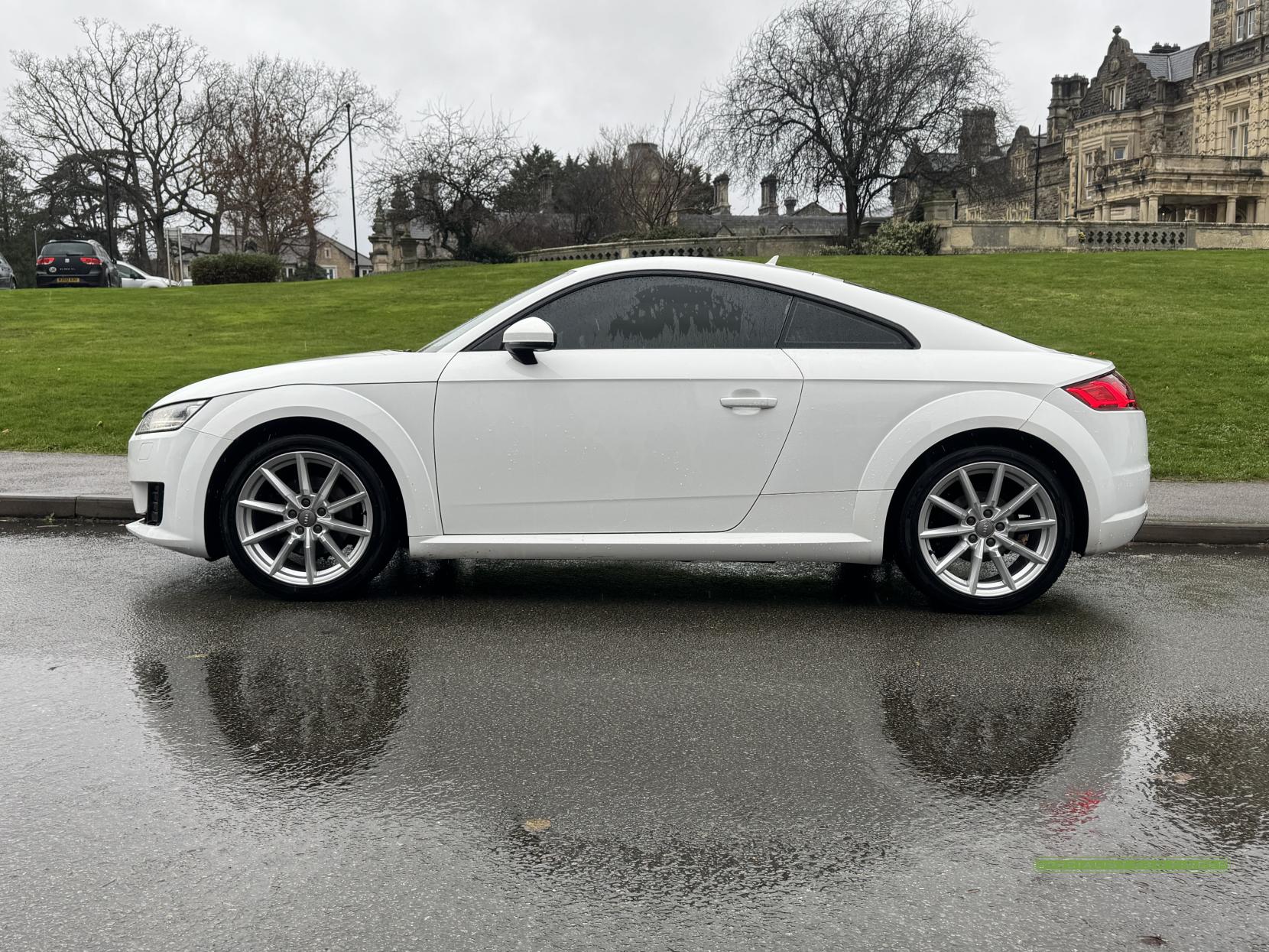 Audi TT 2.0 TDI ultra Sport Coupe 3dr Diesel Manual Euro 6 (s/s) (184 ps)