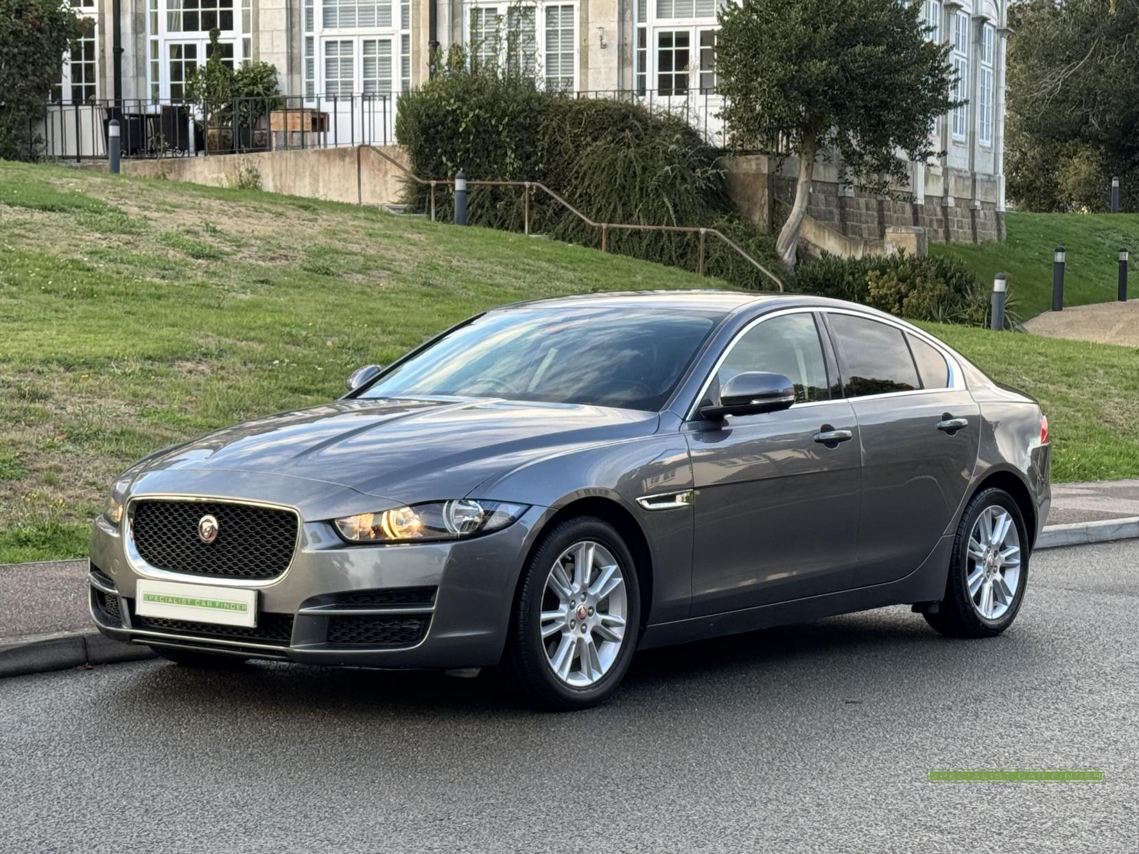 Jaguar XE 2.0i GPF Prestige Saloon 4dr Petrol Auto Euro 6 (s/s) (200 ps)