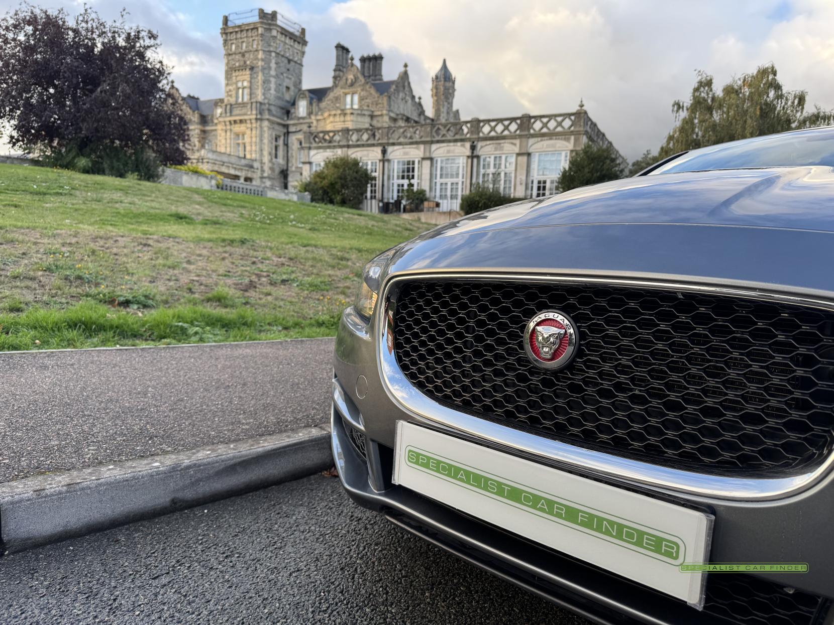 Jaguar XE 2.0i GPF Prestige Saloon 4dr Petrol Auto Euro 6 (s/s) (200 ps)