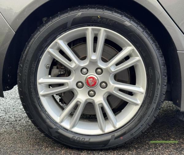 Jaguar XE 2.0i GPF Prestige Saloon 4dr Petrol Auto Euro 6 (s/s) (200 ps)