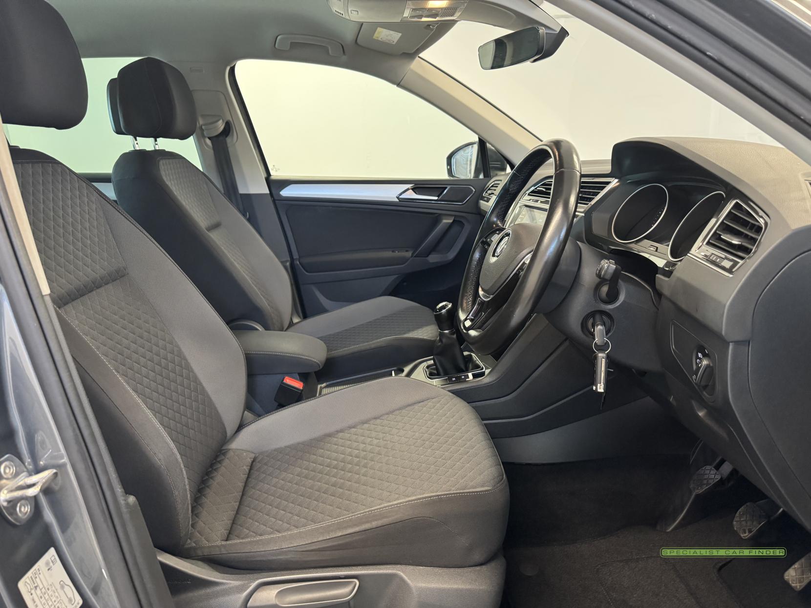 Volkswagen Tiguan 1.4 TSI SE Navigation SUV 5dr Petrol Manual Euro 6 (s/s) (125 ps)