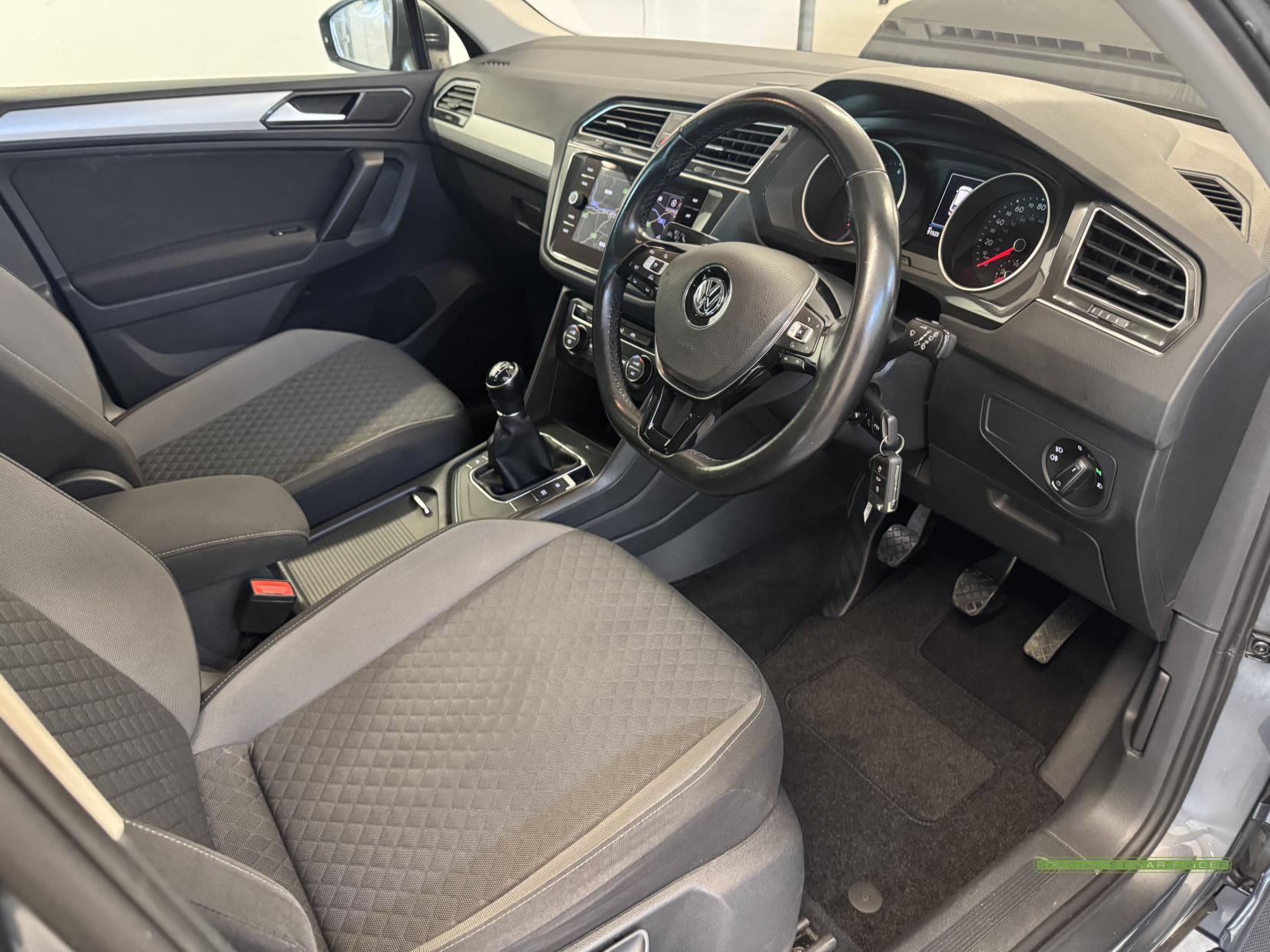 Volkswagen Tiguan 1.4 TSI SE Navigation SUV 5dr Petrol Manual Euro 6 (s/s) (125 ps)