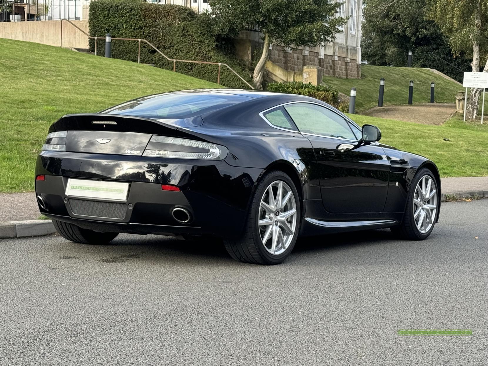 Aston Martin Vantage 4.7 V8 Coupe 2dr Petrol Sportshift II Euro 5 (420 bhp)