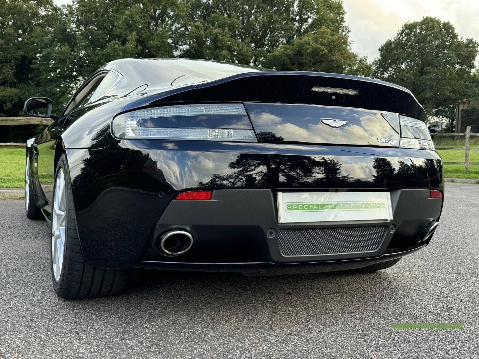 Aston Martin Vantage 4.7 V8 Coupe 2dr Petrol Sportshift II Euro 5 (420 bhp)