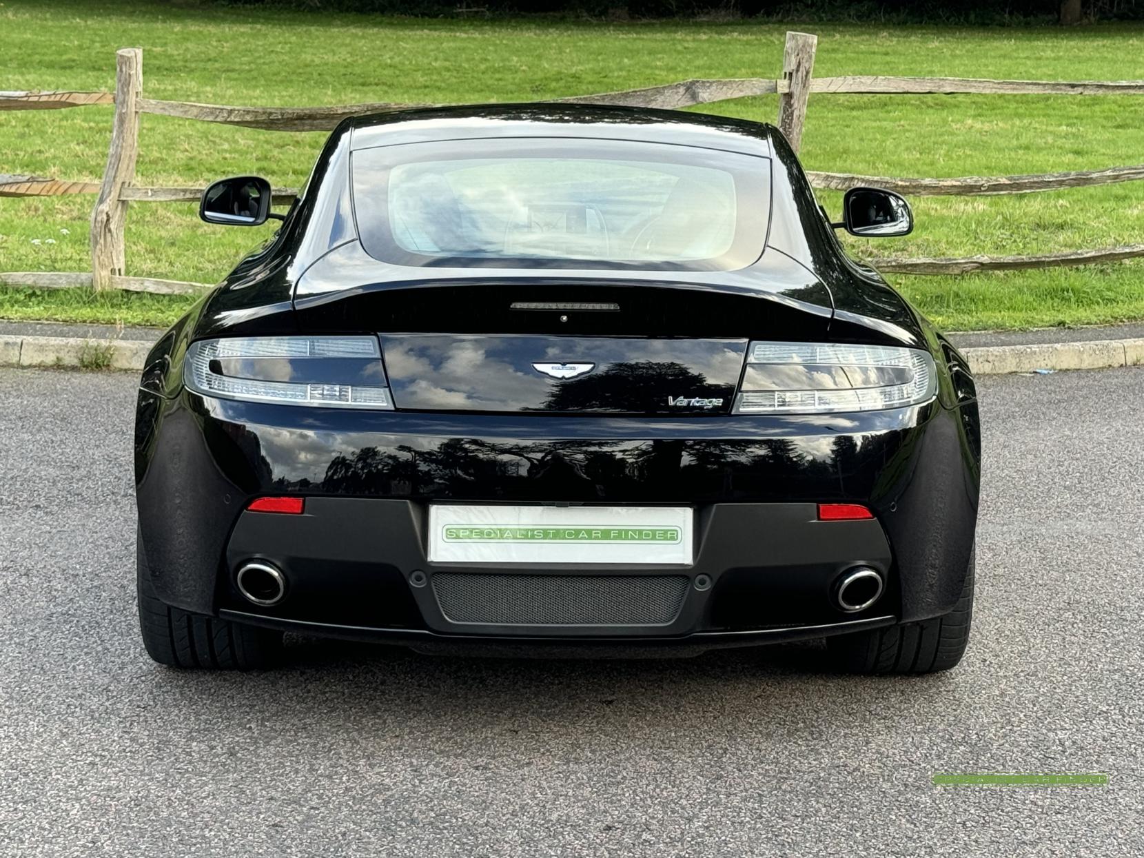 Aston Martin Vantage 4.7 V8 Coupe 2dr Petrol Sportshift II Euro 5 (420 bhp)