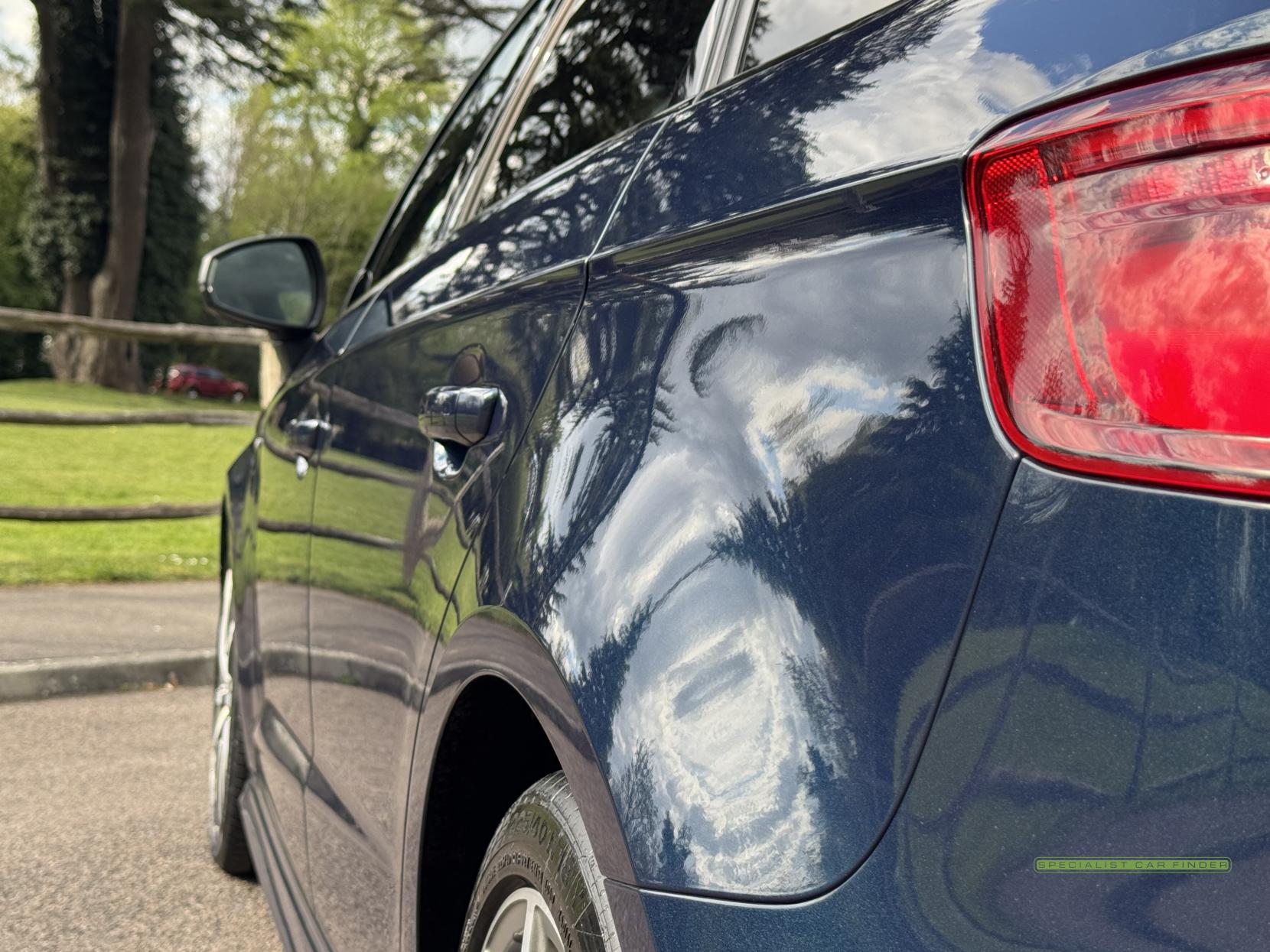 Audi A3 1.5 TFSI CoD 35 Black Edition Sportback 5dr Petrol S Tronic Euro 6 (s/s) (150 ps)