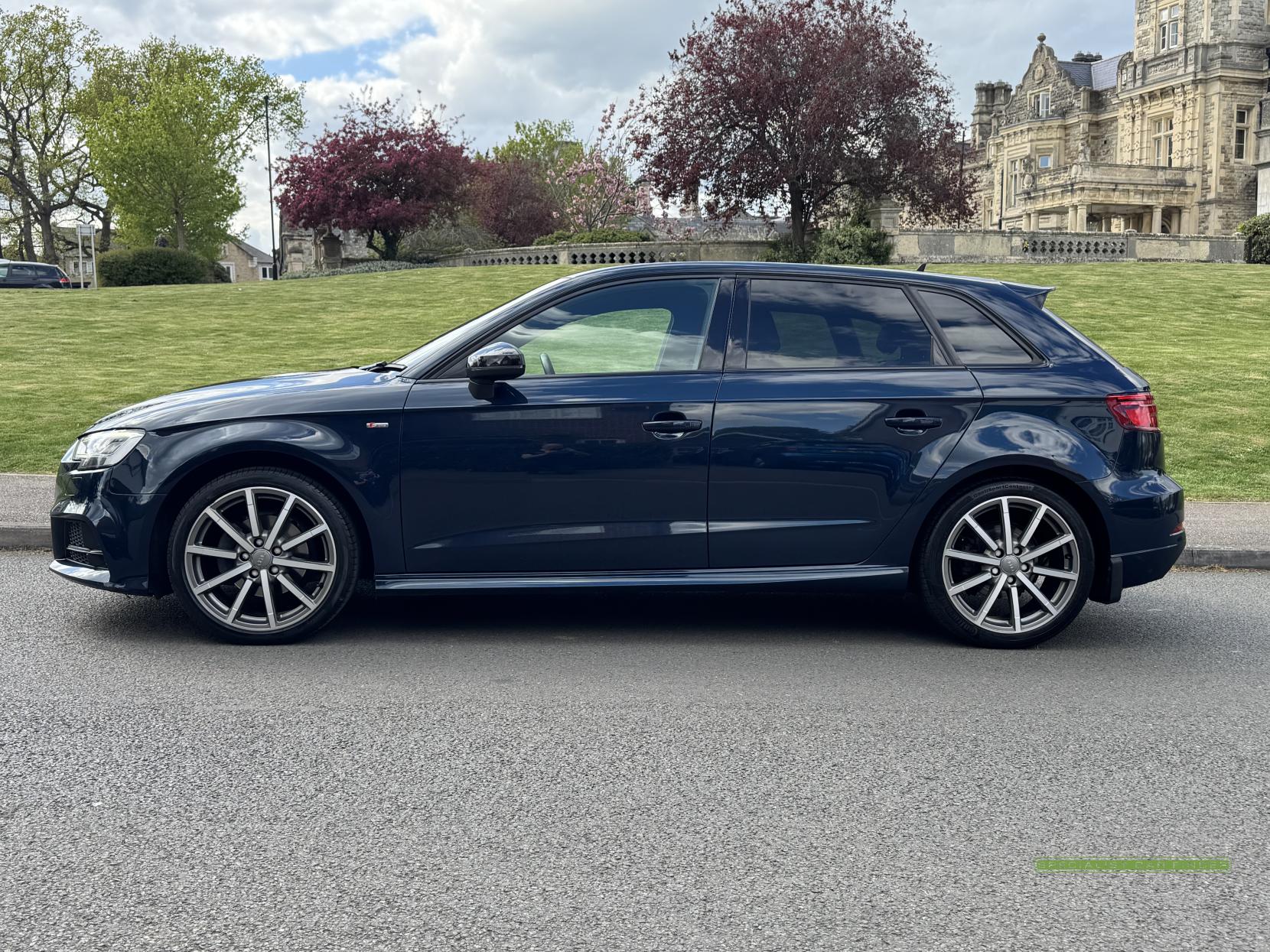 Audi A3 1.5 TFSI CoD 35 Black Edition Sportback 5dr Petrol S Tronic Euro 6 (s/s) (150 ps)