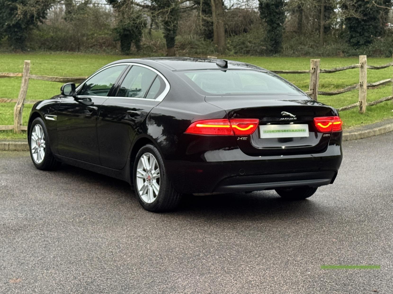 Jaguar XE 2.0i Prestige Saloon 4dr Petrol Auto Euro 6 (s/s) (200 ps)