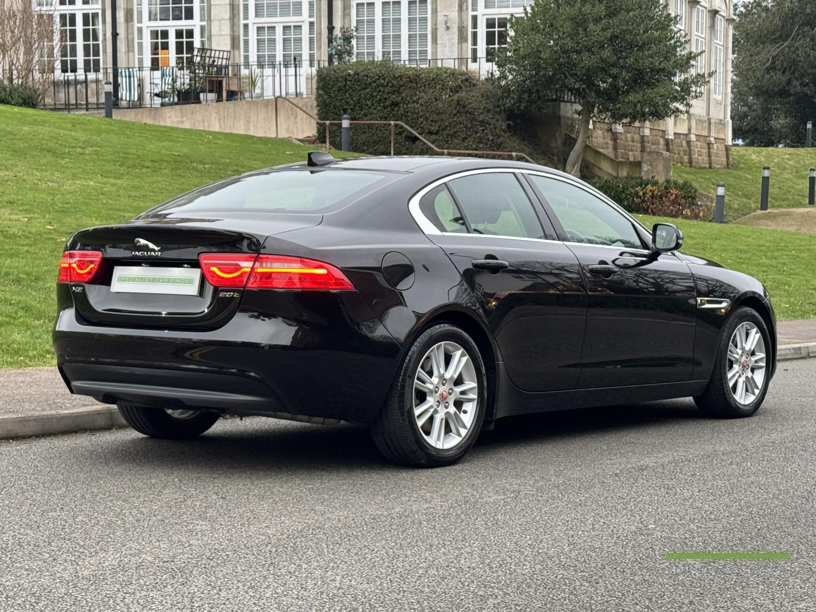 Jaguar XE 2.0i Prestige Saloon 4dr Petrol Auto Euro 6 (s/s) (200 ps)