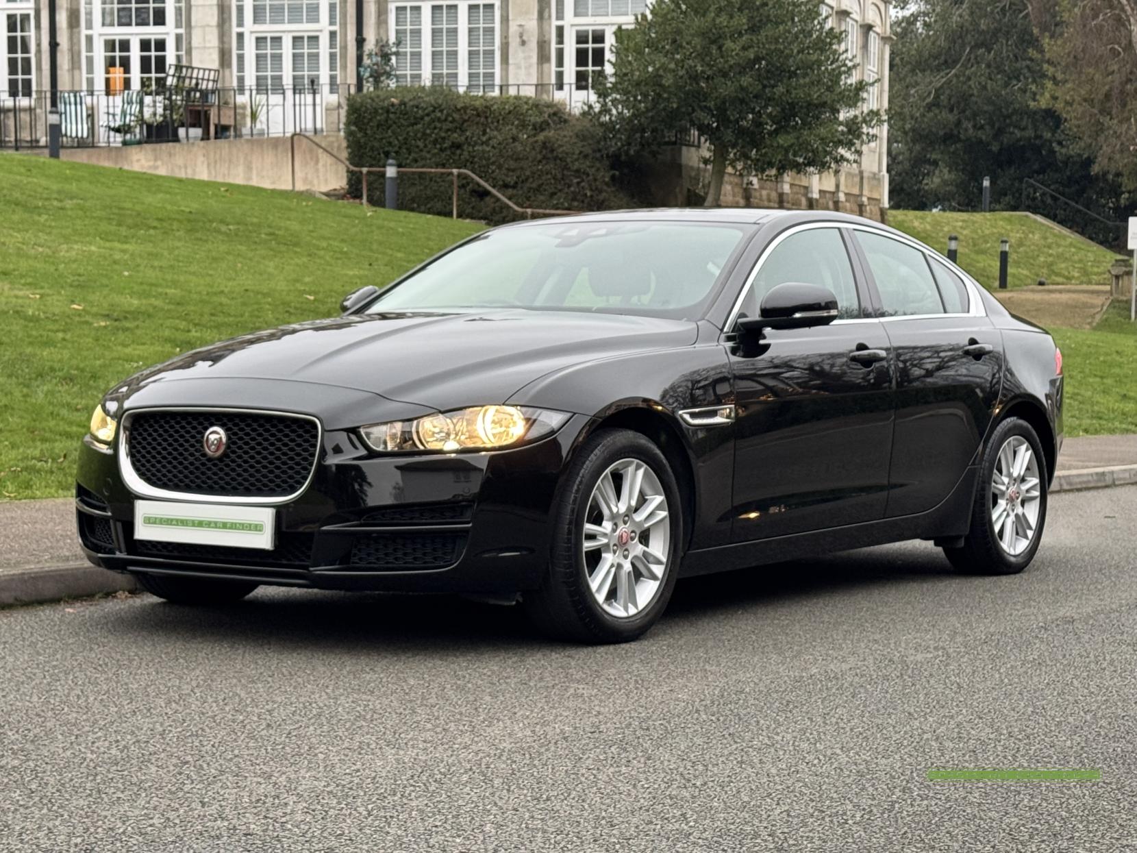 Jaguar XE 2.0i Prestige Saloon 4dr Petrol Auto Euro 6 (s/s) (200 ps)